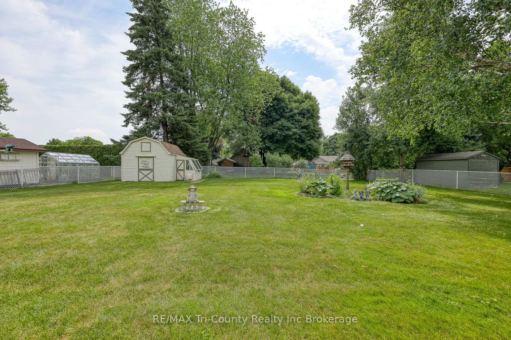 Photo 43 of 14 Lowrie Crescent, Tillsonburg — HOMEH