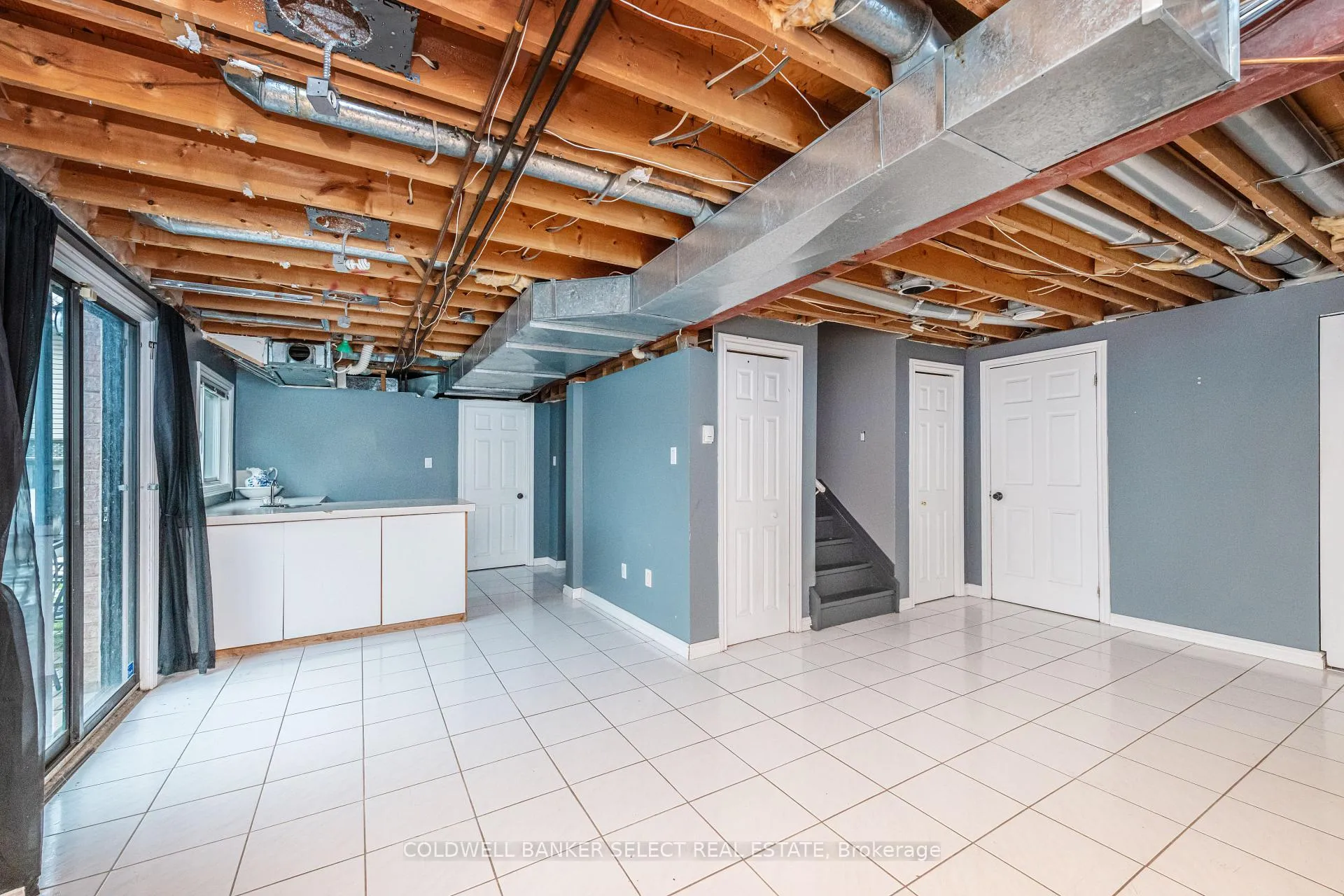 Photo 19 of 427 Kingsview Drive, Caledon, Bolton North — HOMEH
