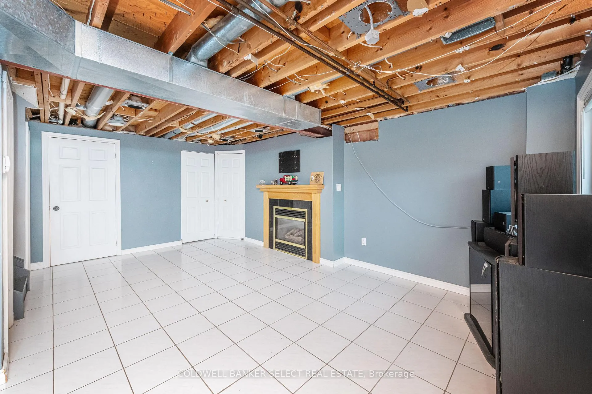 Photo 20 of 427 Kingsview Drive, Caledon, Bolton North — HOMEH