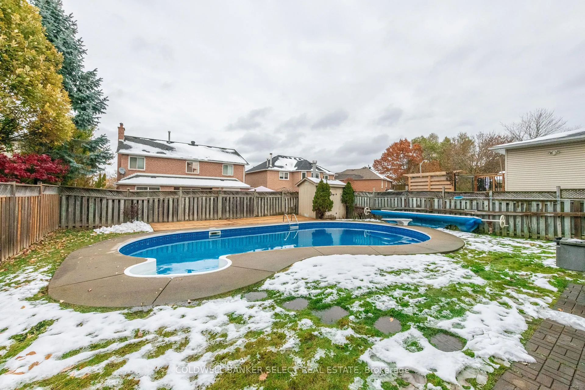 Photo 25 of 427 Kingsview Drive, Caledon, Bolton North — HOMEH