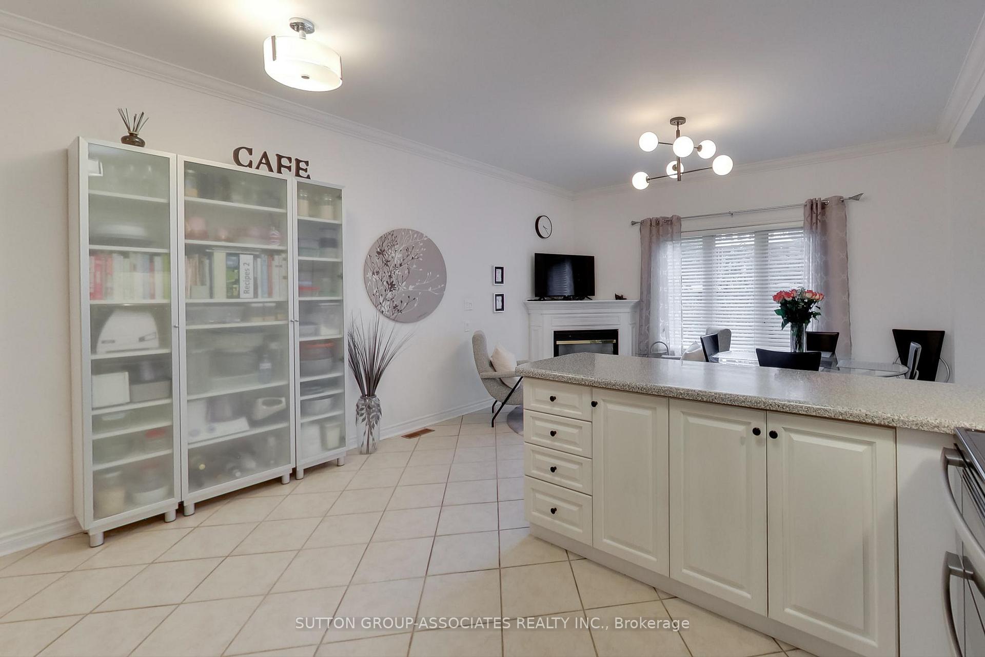 Photo 12 of 15B Robina Avenue, Toronto, Oakwood Village — HOMEH