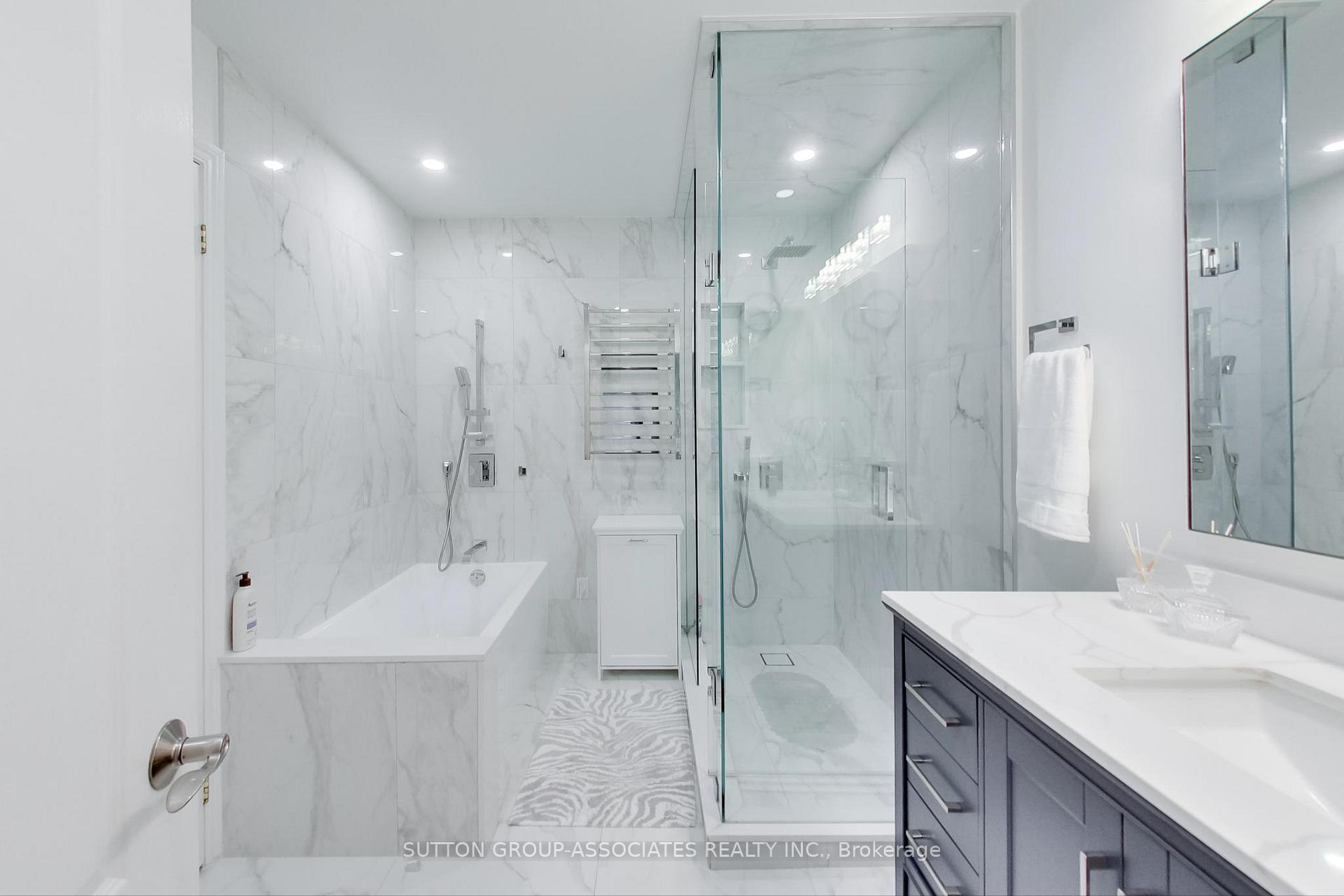 Photo 23 of 15B Robina Avenue, Toronto, Oakwood Village — HOMEH