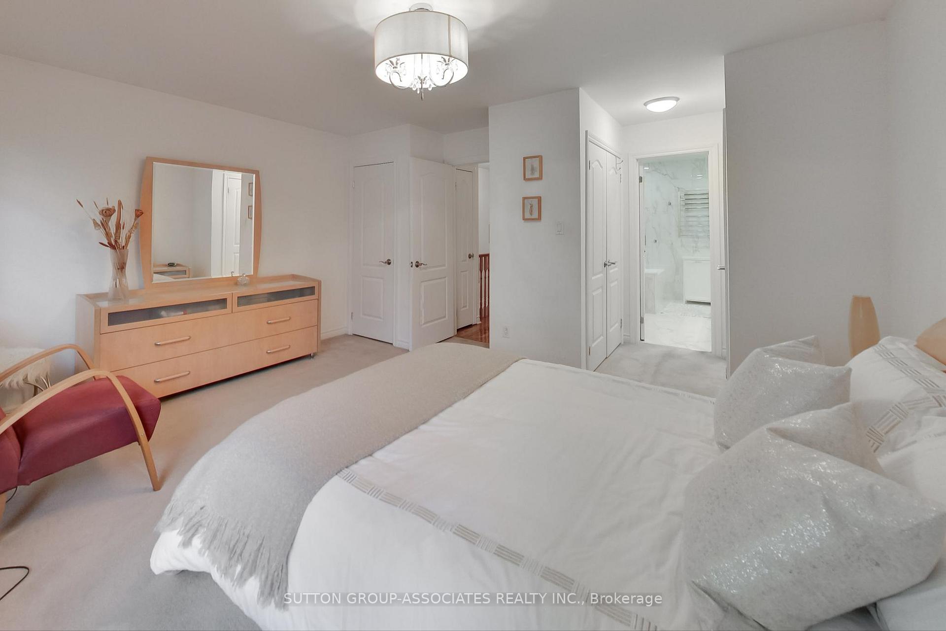 Photo 25 of 15B Robina Avenue, Toronto, Oakwood Village — HOMEH