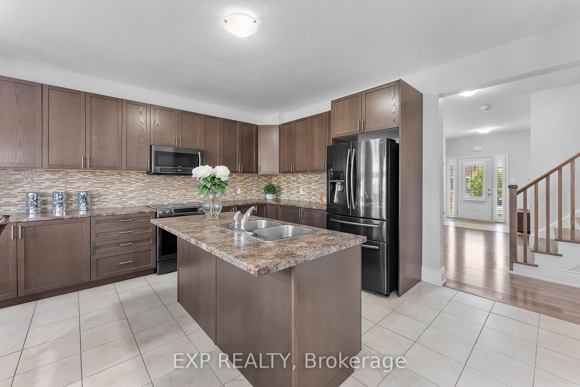 Photo 12 of 85 Sunset Way, Thorold, Rolling Meadows — HOMEH