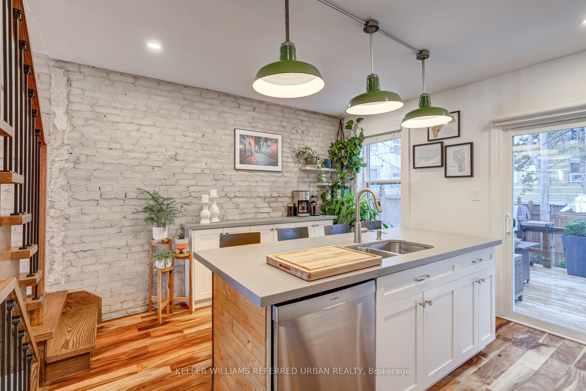 Photo 18 of 6 Hannaford Street, Toronto, East End-Danforth — HOMEH