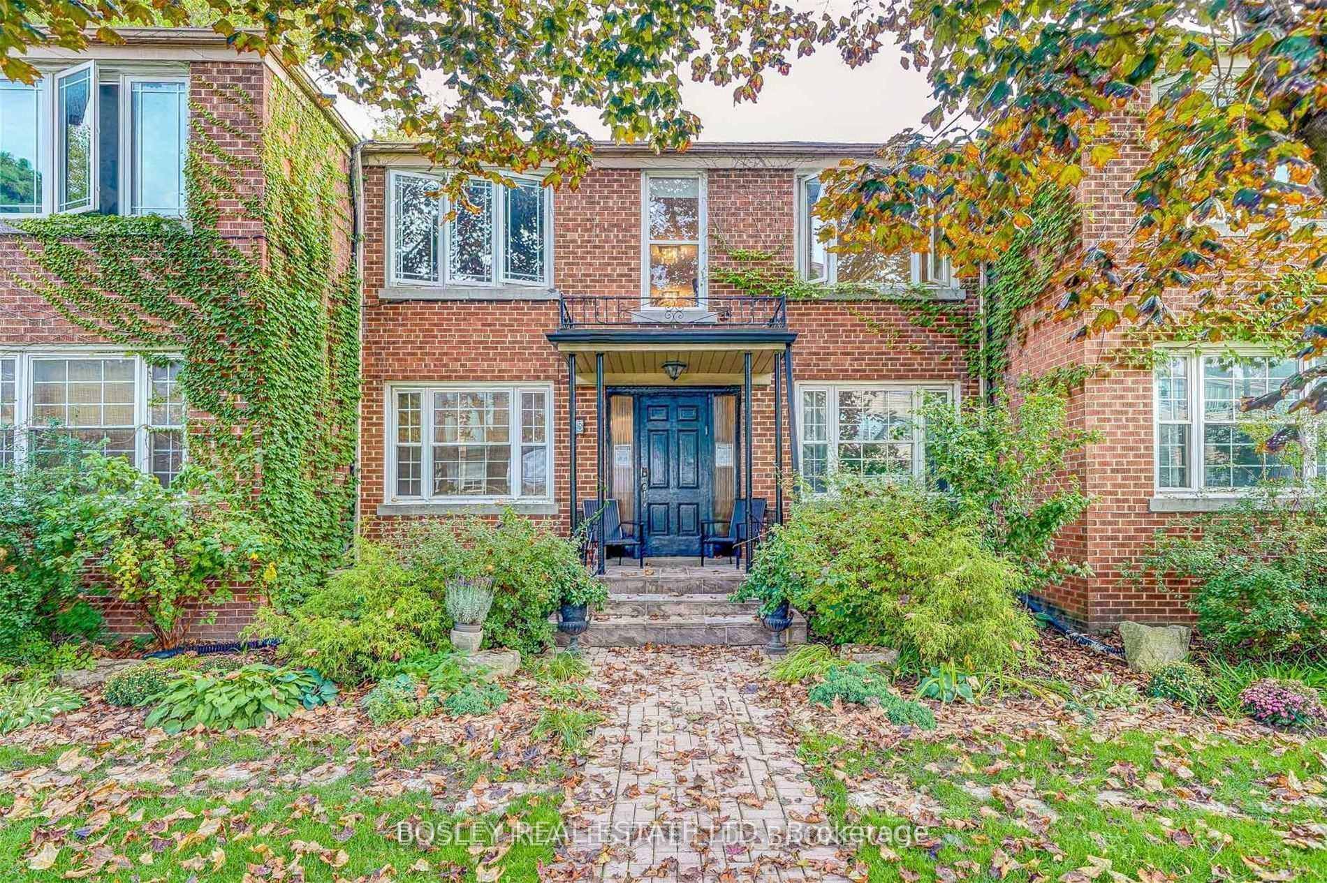 Photo 2 of Unit 4, 3 Warwick Avenue S, Toronto, Humewood-Cedarvale — HOMEH
