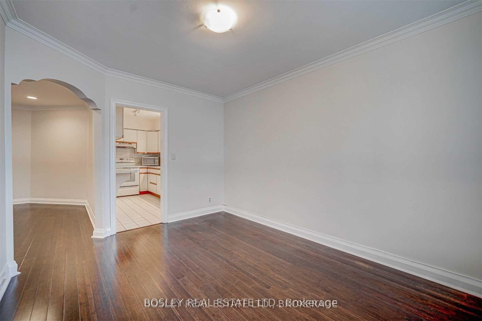 Photo 12 of Unit 4, 3 Warwick Avenue S, Toronto, Humewood-Cedarvale — HOMEH