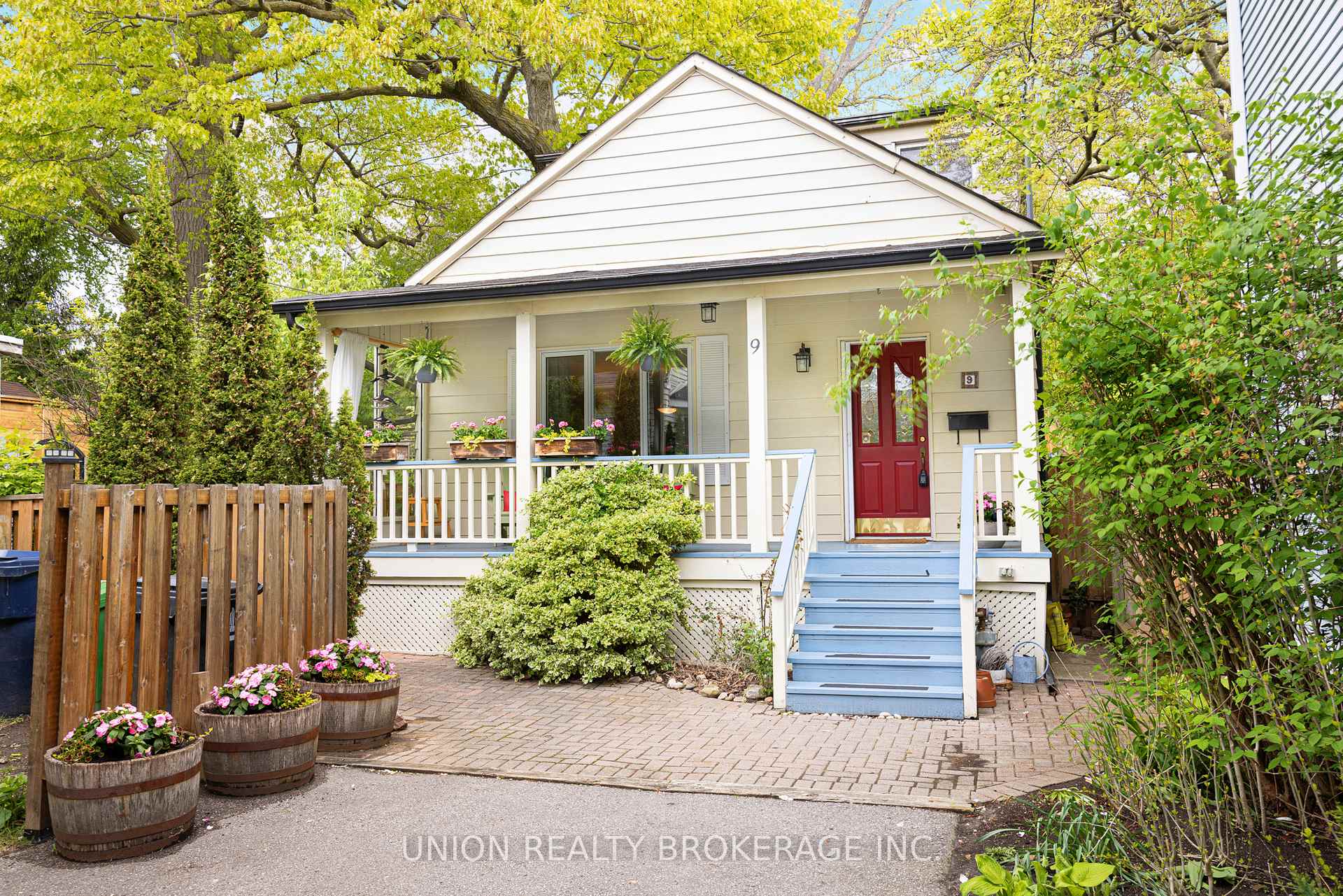 Front of 9 Elmer Avenue