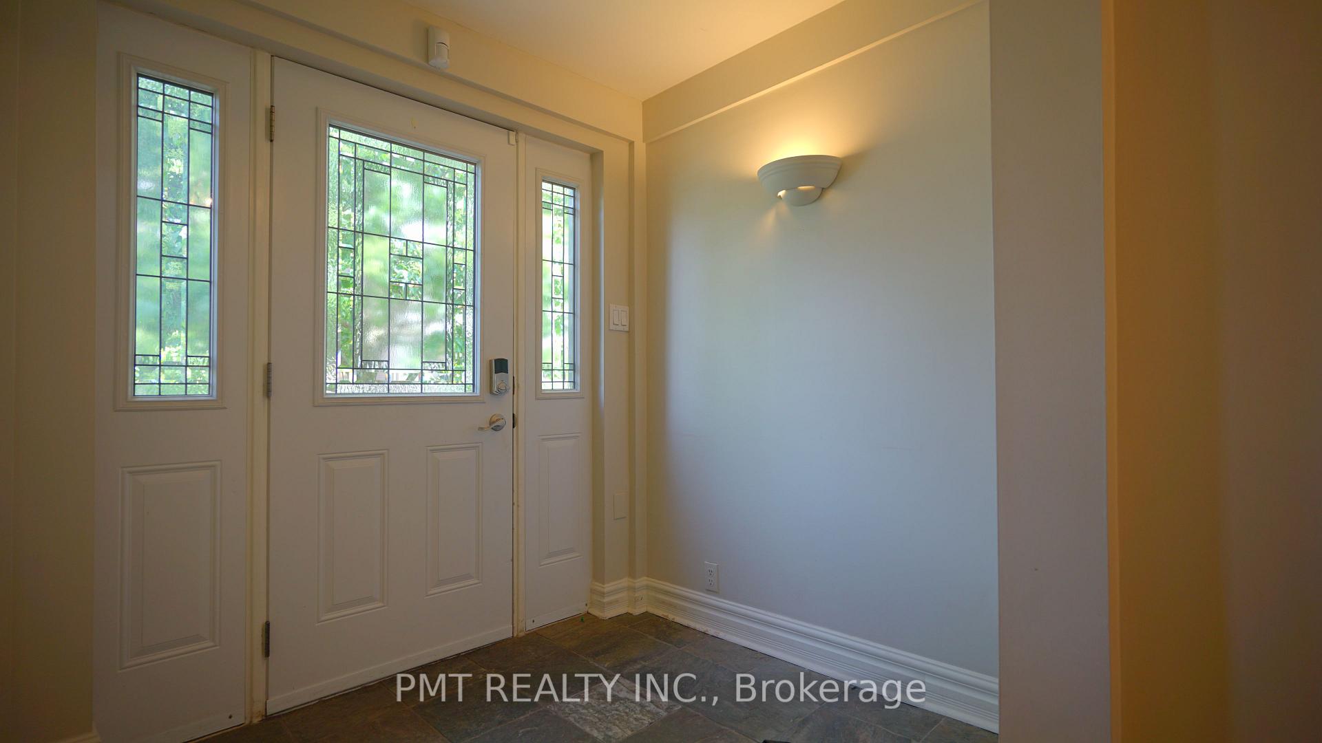 Photo 3 of 31 Burgess Avenue, Toronto, East End-Danforth — HOMEH