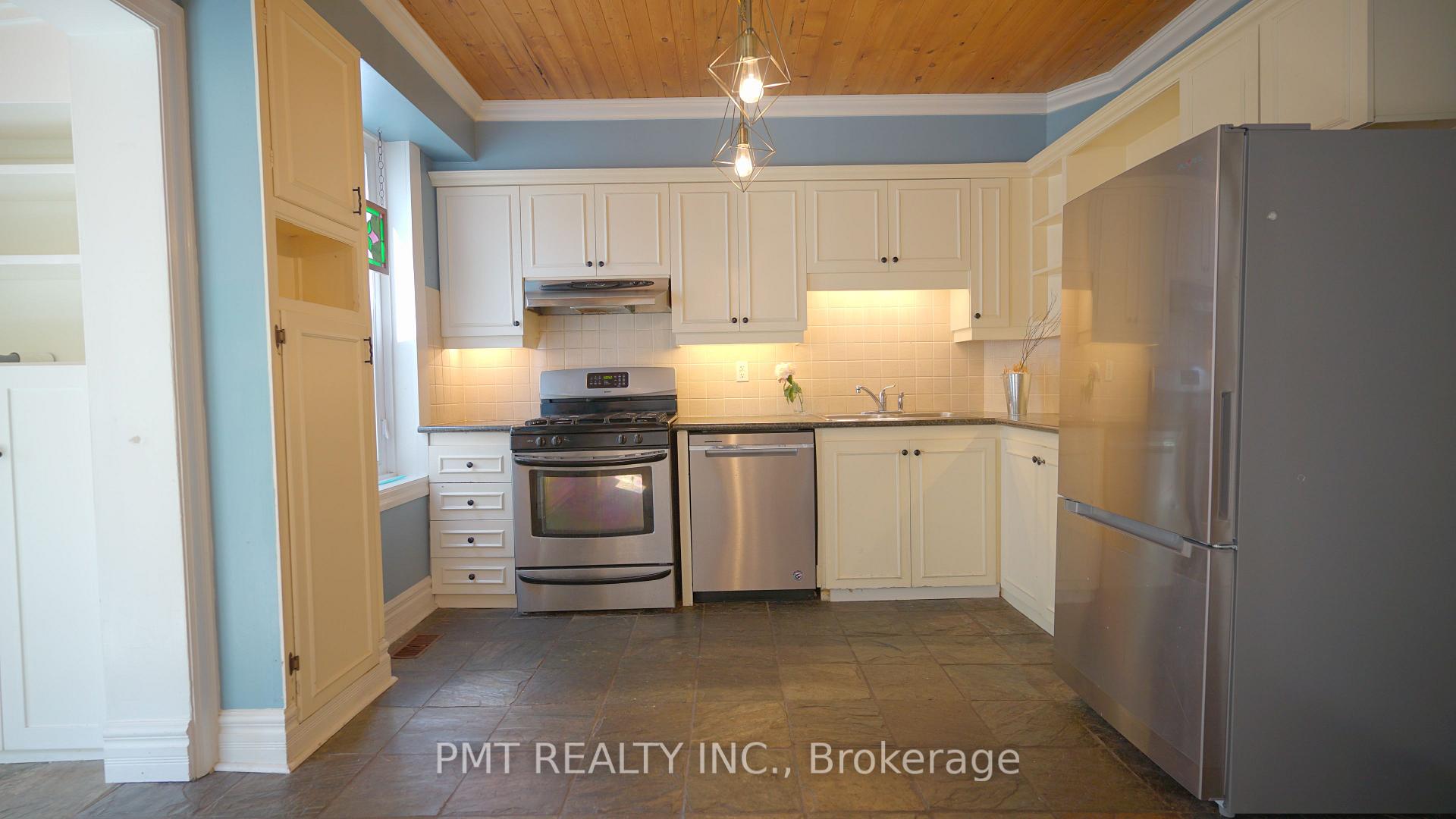 Photo 7 of 31 Burgess Avenue, Toronto, East End-Danforth — HOMEH