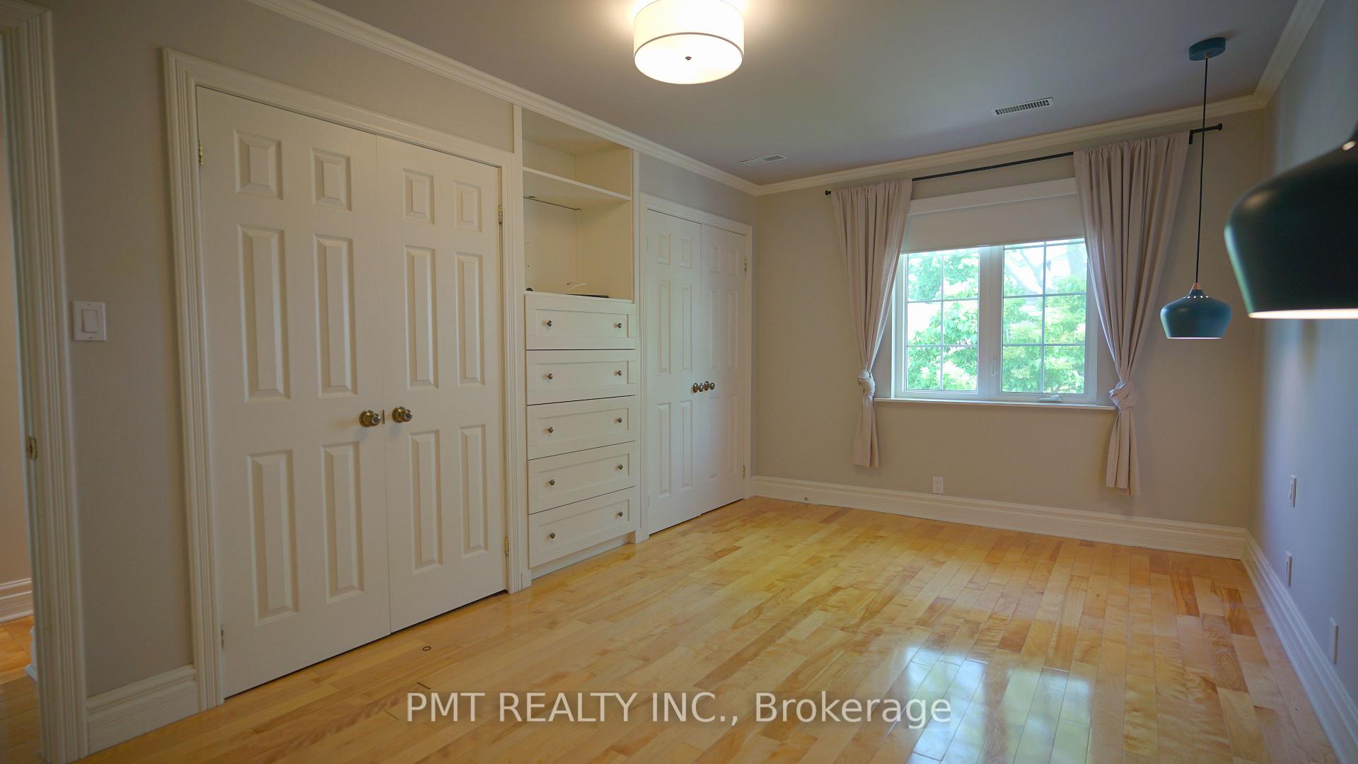 Photo 13 of 31 Burgess Avenue, Toronto, East End-Danforth — HOMEH