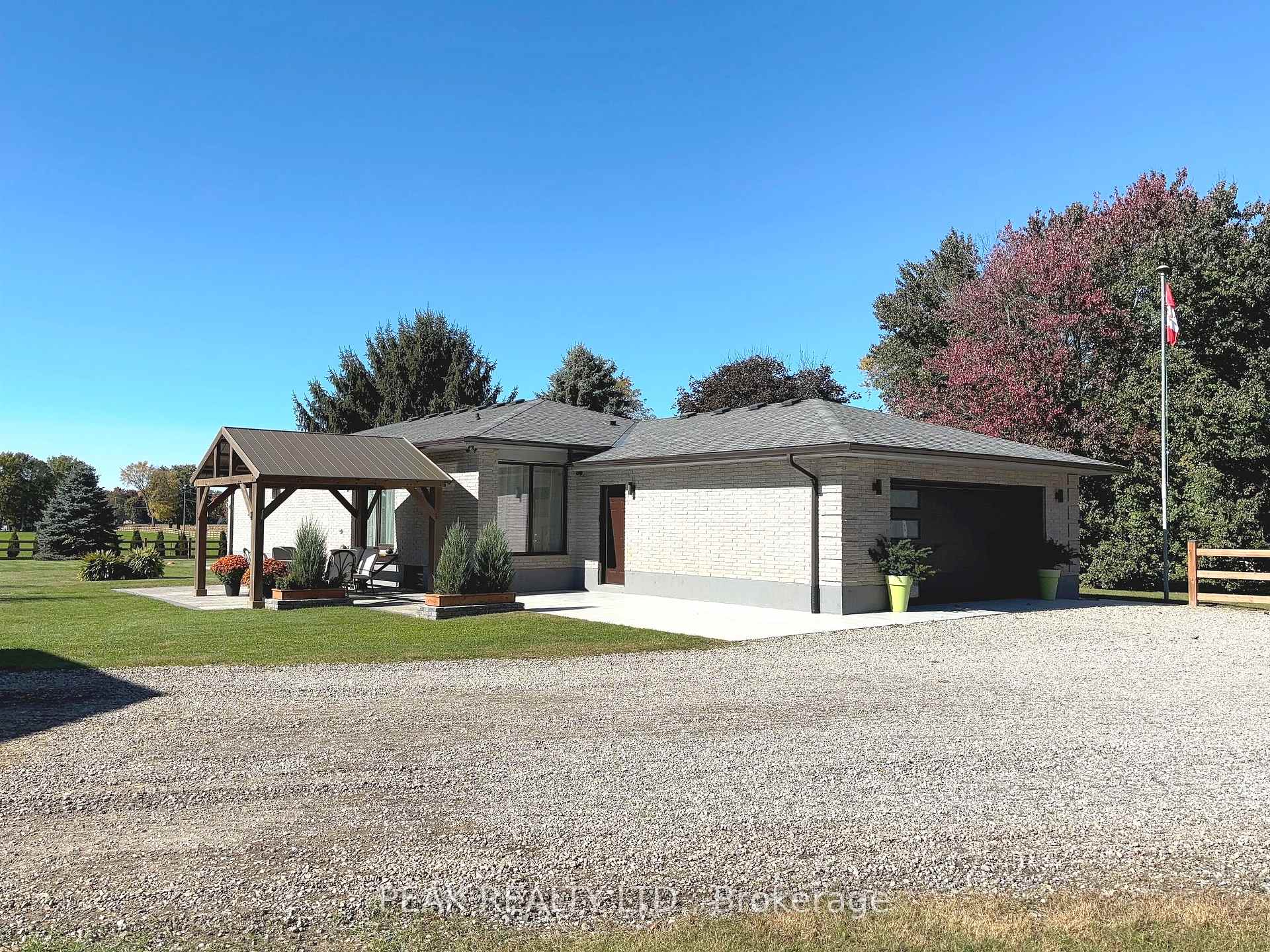 Photo 1 of 23355 Adelaide Road, Strathroy-Caradoc, Rural Strathroy-Caradoc — HOMEH