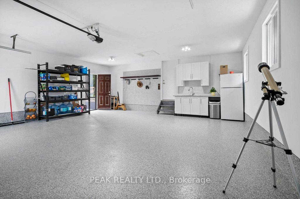 Photo 25 of 23355 Adelaide Road, Strathroy-Caradoc, Rural Strathroy-Caradoc — HOMEH