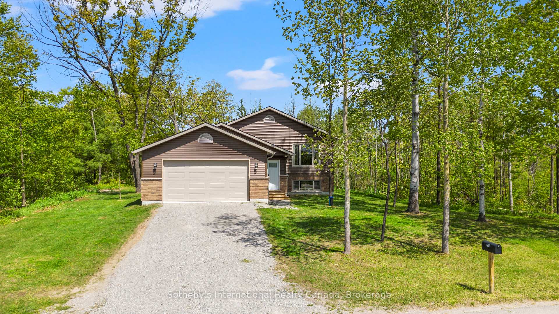 Photo 1 of 260 Forest Harbour Parkway, Tay, Rural Tay — HOMEH