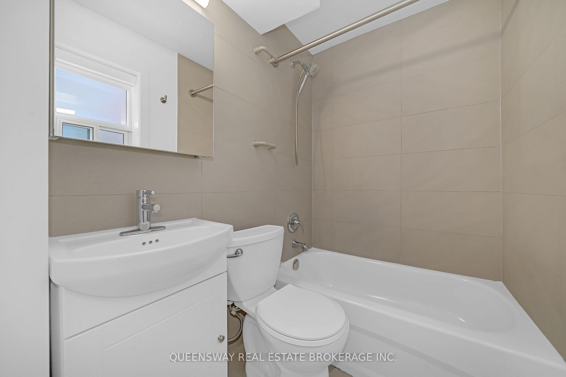 Photo 9 of Unit 201, 26 Balmoral Avenue, Toronto, Yonge-St. Clair — HOMEH