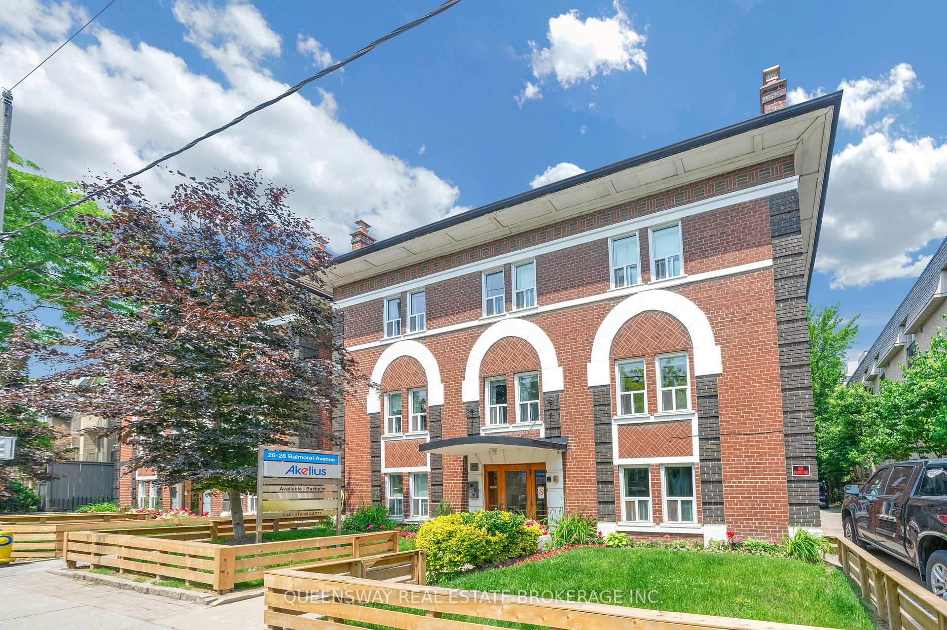 Photo 10 of Unit 201, 26 Balmoral Avenue, Toronto, Yonge-St. Clair — HOMEH