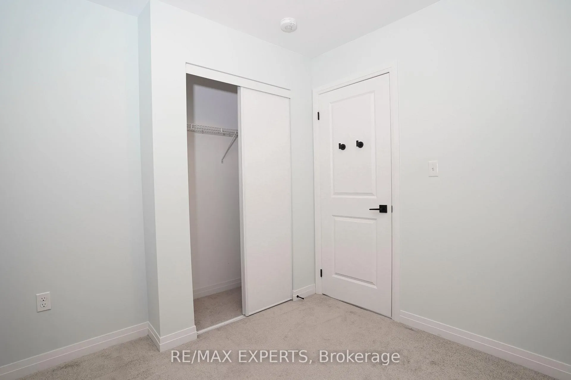 Photo 17 of 108 Fairlane Avenue, Barrie, Painswick South — HOMEH