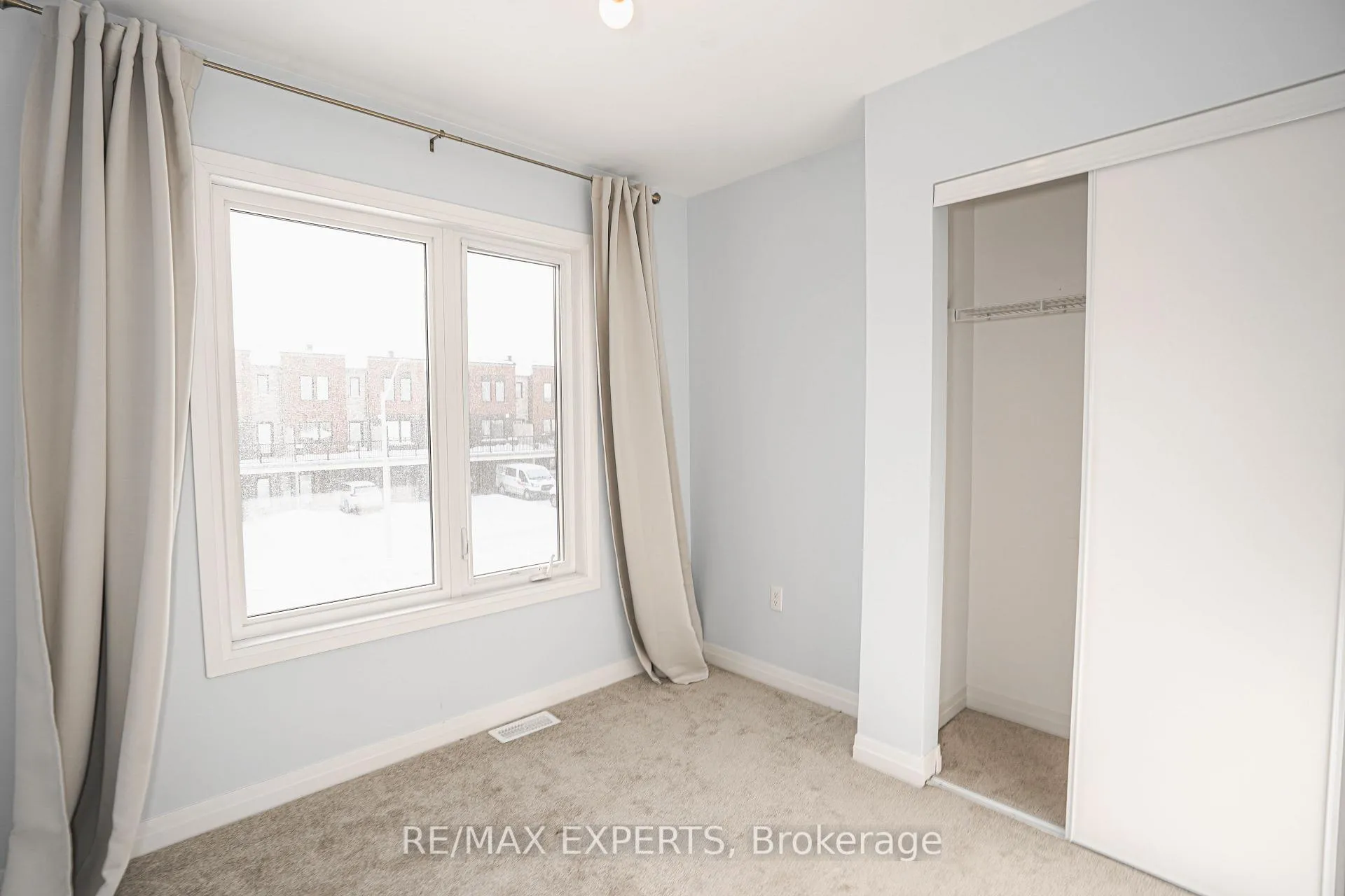 Photo 18 of 108 Fairlane Avenue, Barrie, Painswick South — HOMEH