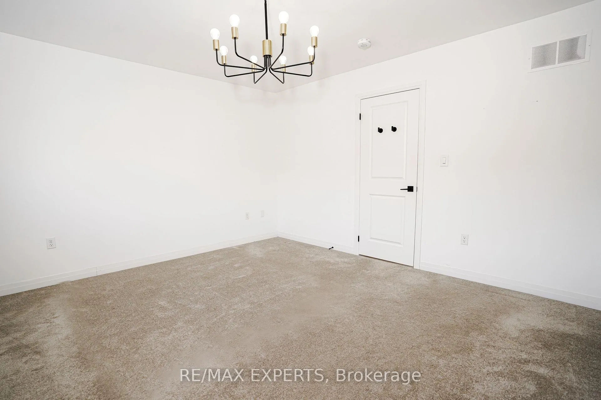 Photo 24 of 108 Fairlane Avenue, Barrie, Painswick South — HOMEH