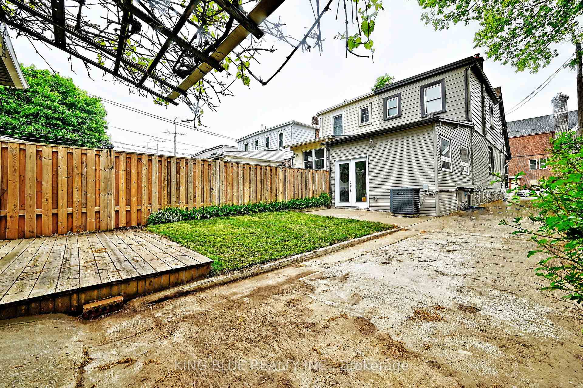 Photo 2 of 707 Milverton Boulevard, Toronto, Danforth — HOMEH