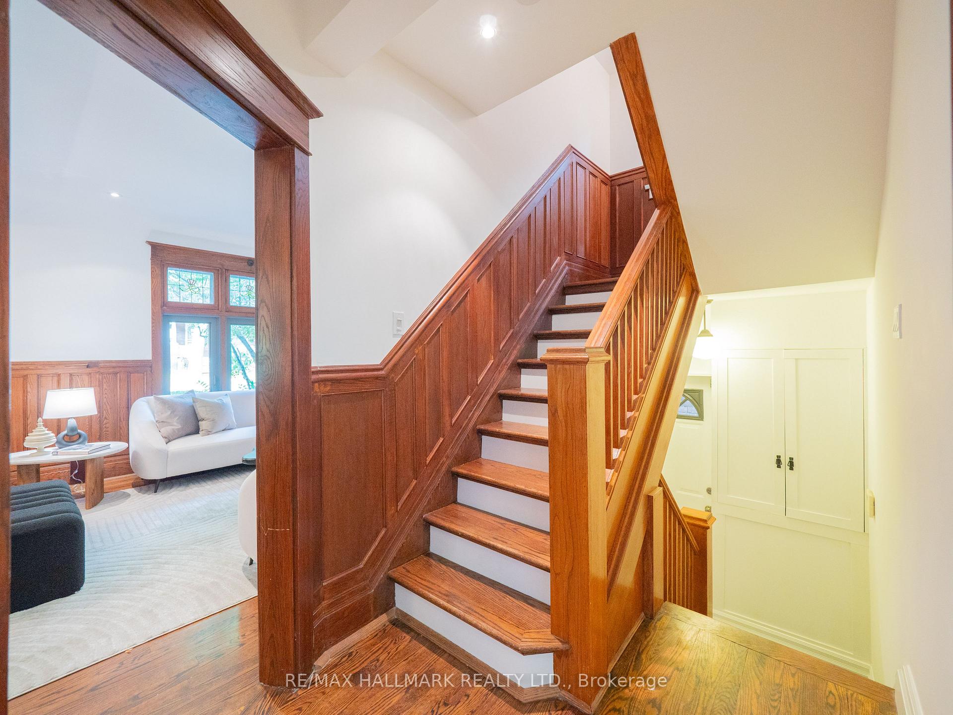 Photo 16 of 81 Hogarth Avenue, Toronto, North Riverdale — HOMEH