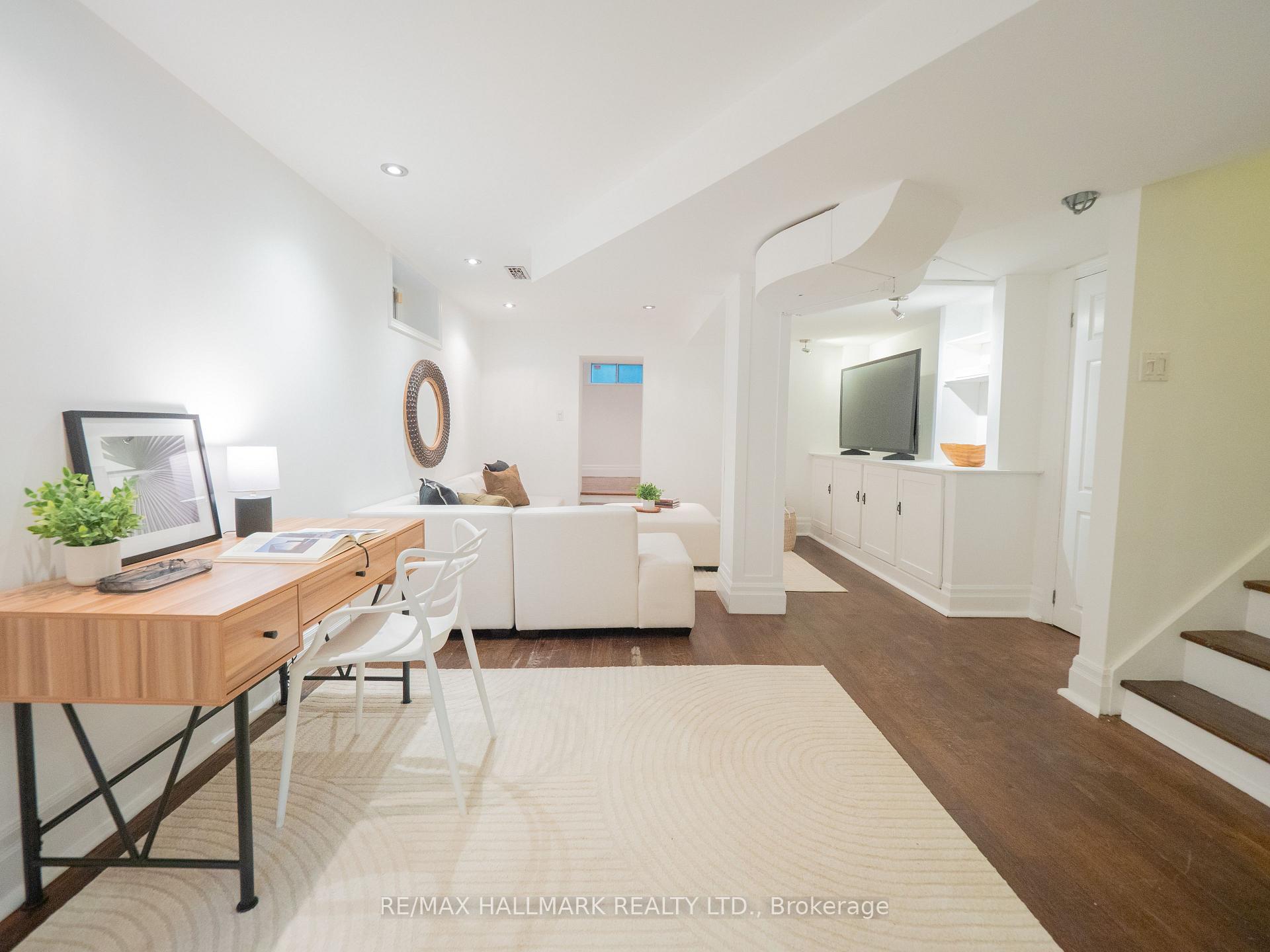 Photo 32 of 81 Hogarth Avenue, Toronto, North Riverdale — HOMEH