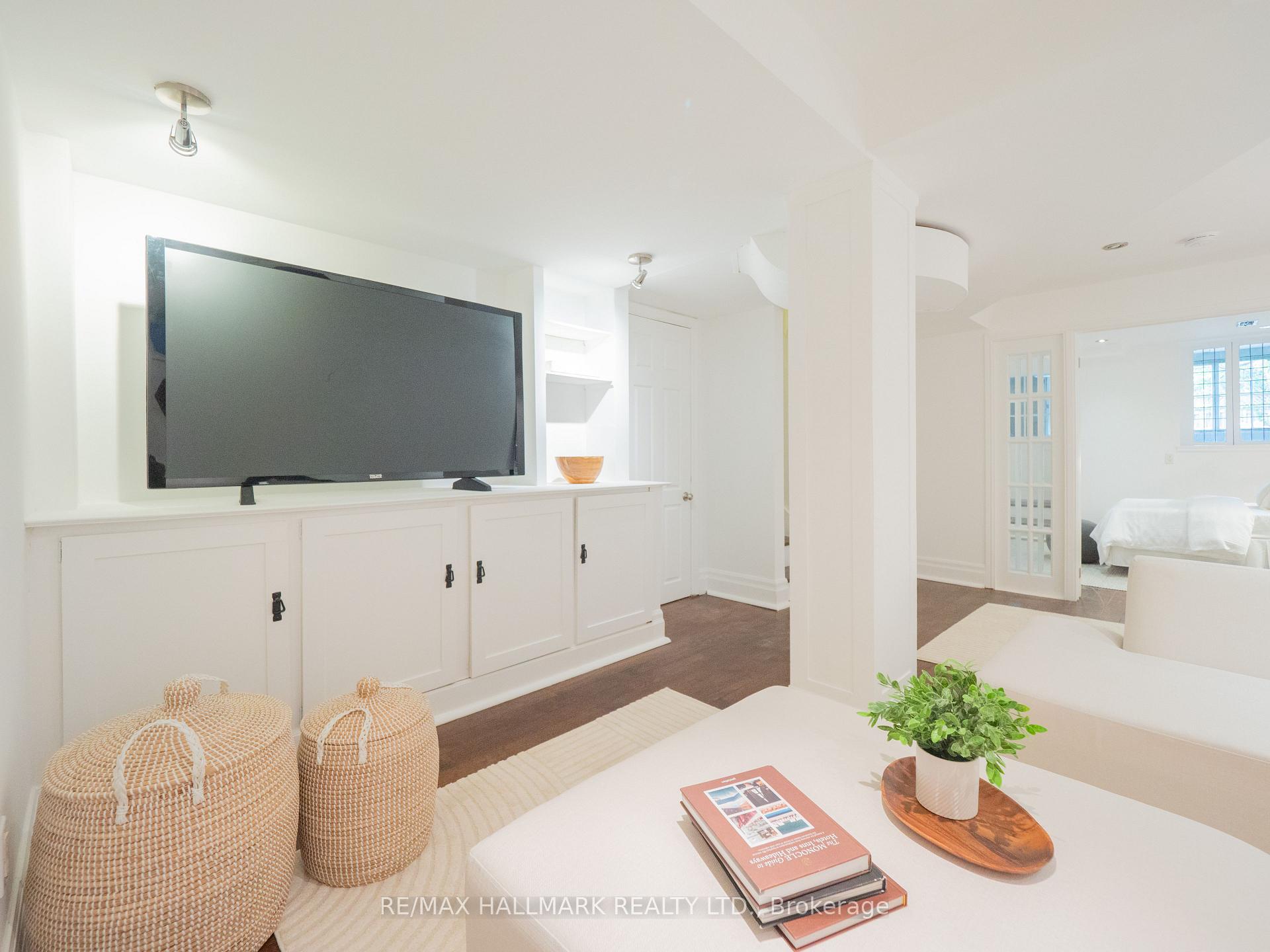 Photo 34 of 81 Hogarth Avenue, Toronto, North Riverdale — HOMEH