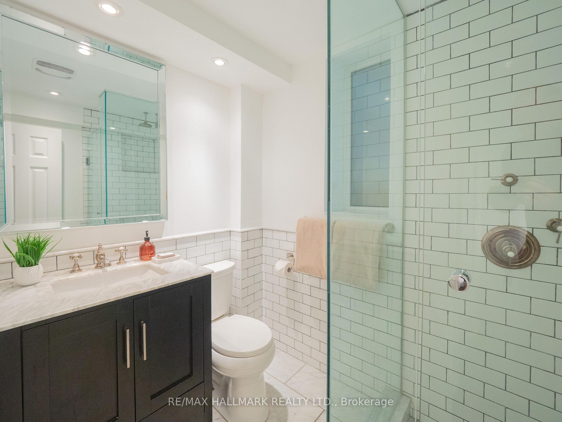 Photo 39 of 81 Hogarth Avenue, Toronto, North Riverdale — HOMEH