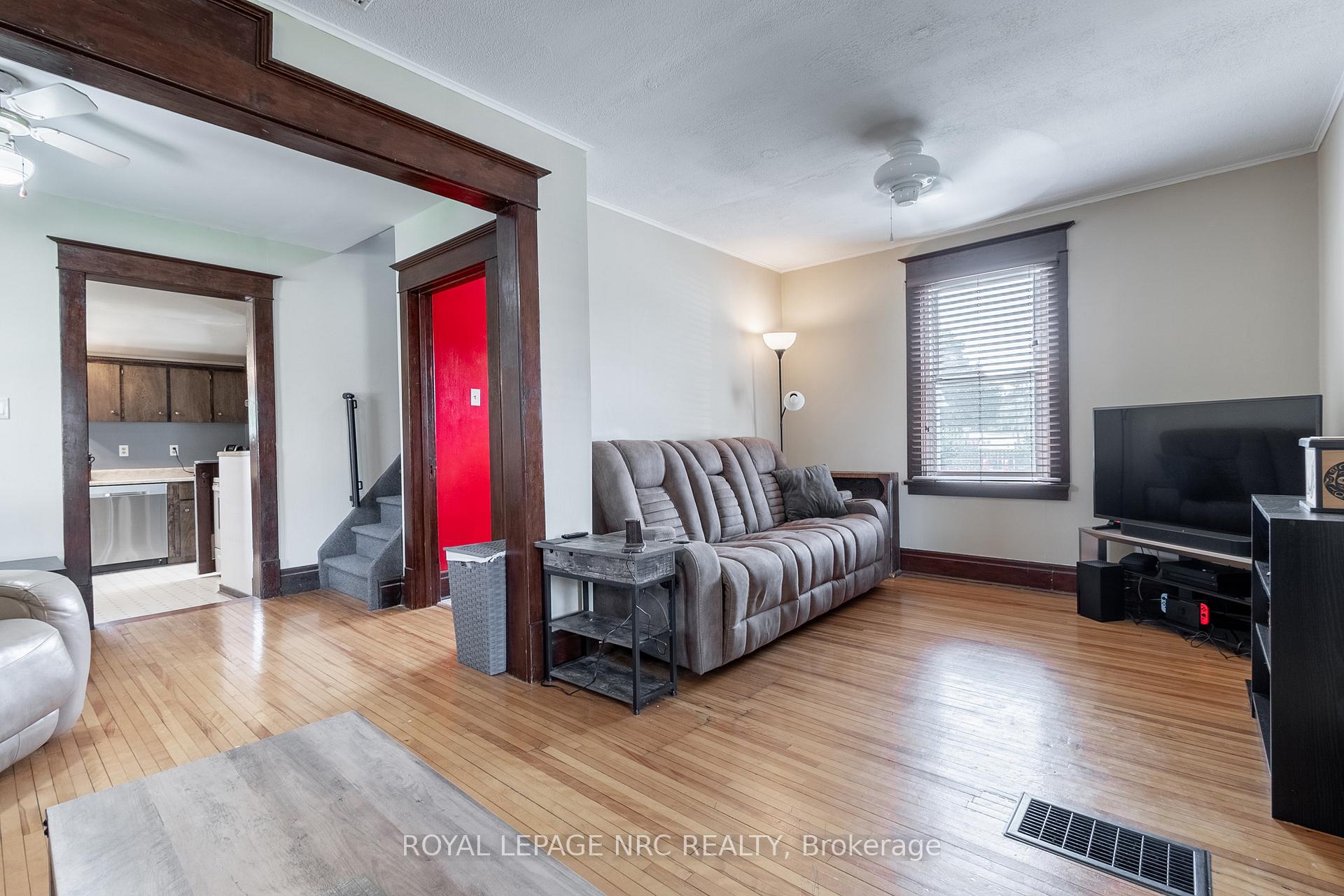 Photo 10 of 20 Townline Road E, Thorold, Thorold Downtown — HOMEH