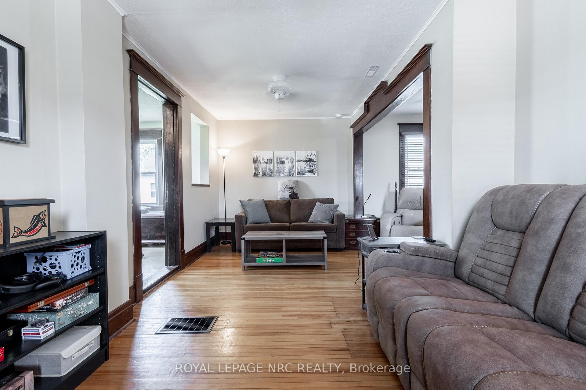 Photo 11 of 20 Townline Road E, Thorold, Thorold Downtown — HOMEH
