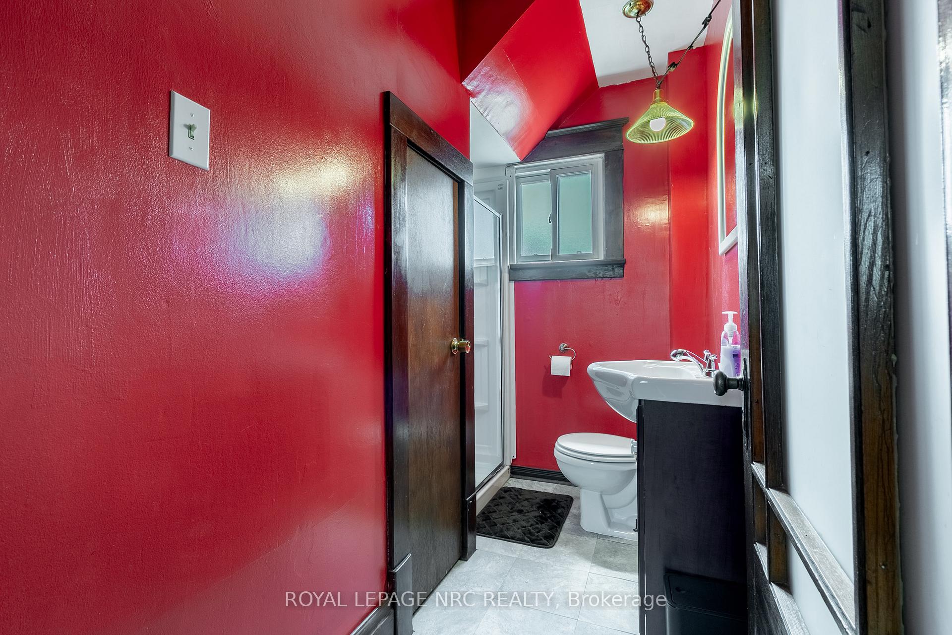 Photo 14 of 20 Townline Road E, Thorold, Thorold Downtown — HOMEH