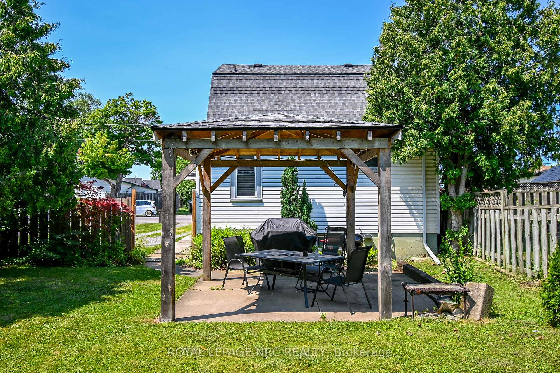 Photo 22 of 20 Townline Road E, Thorold, Thorold Downtown — HOMEH