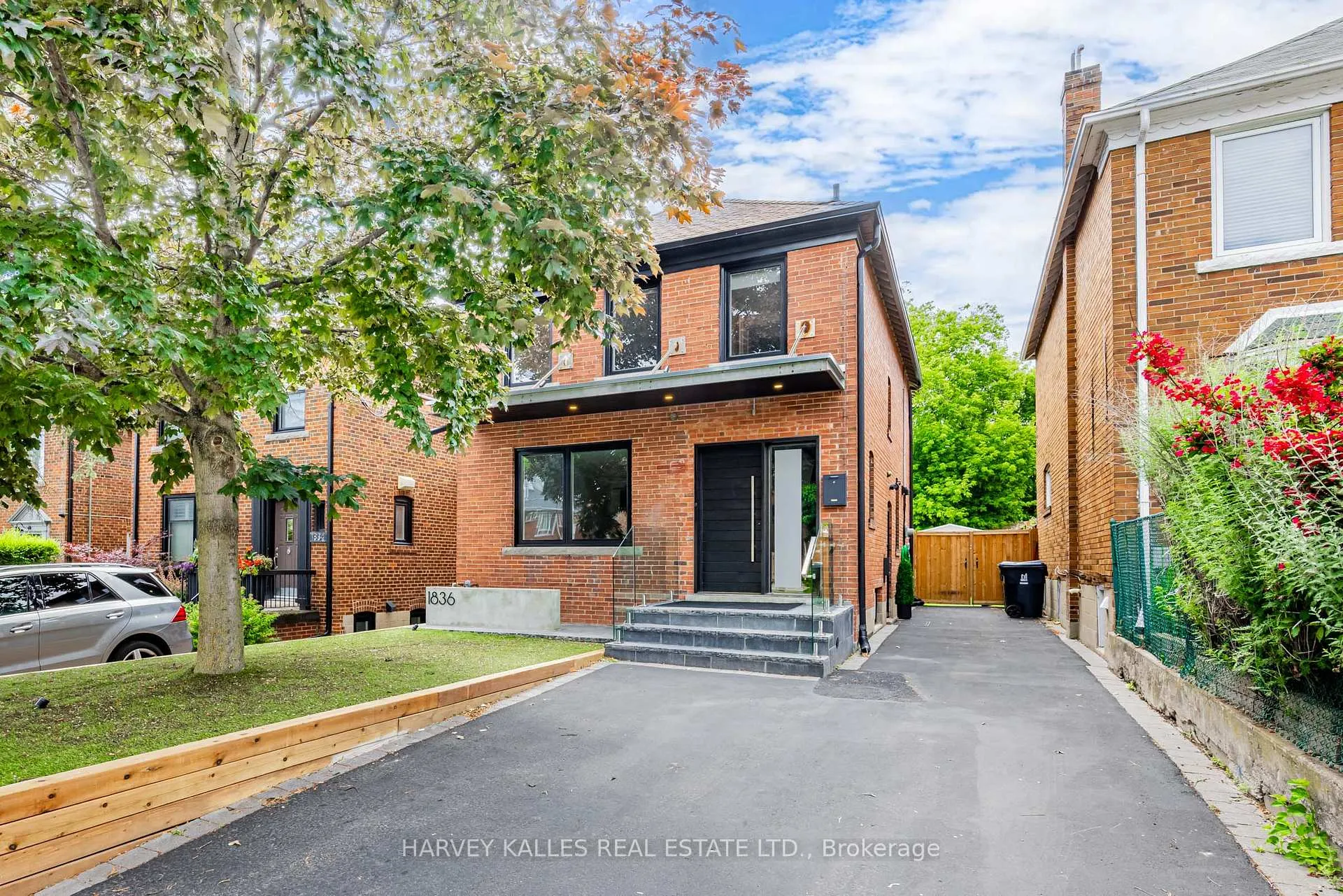 Photo 2 of 1836 Bathurst Street, Toronto, Humewood-Cedarvale — HOMEH