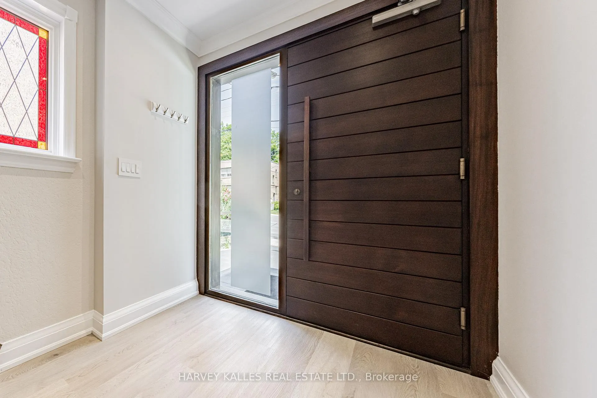 Photo 3 of 1836 Bathurst Street, Toronto, Humewood-Cedarvale — HOMEH