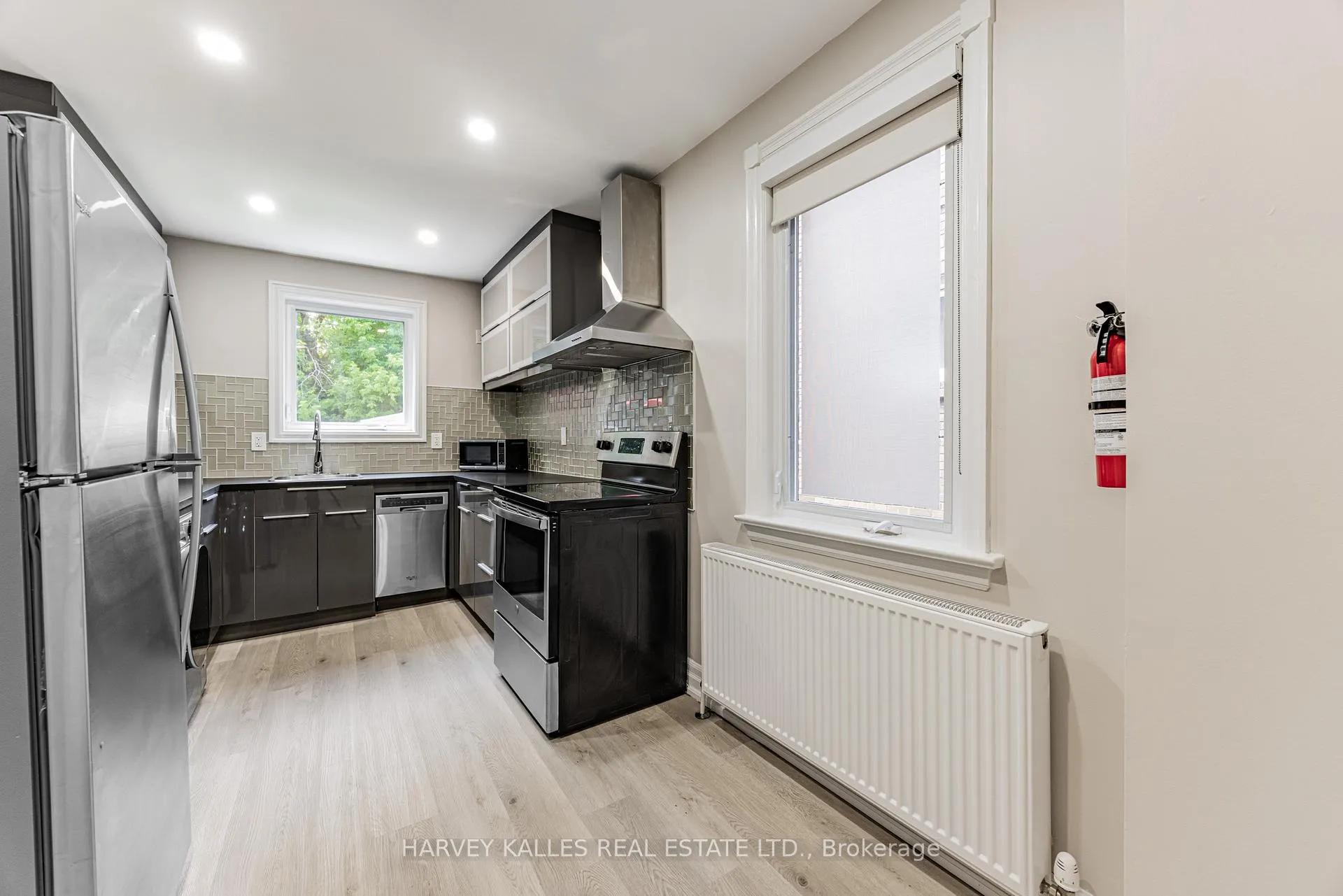 Photo 11 of 1836 Bathurst Street, Toronto, Humewood-Cedarvale — HOMEH