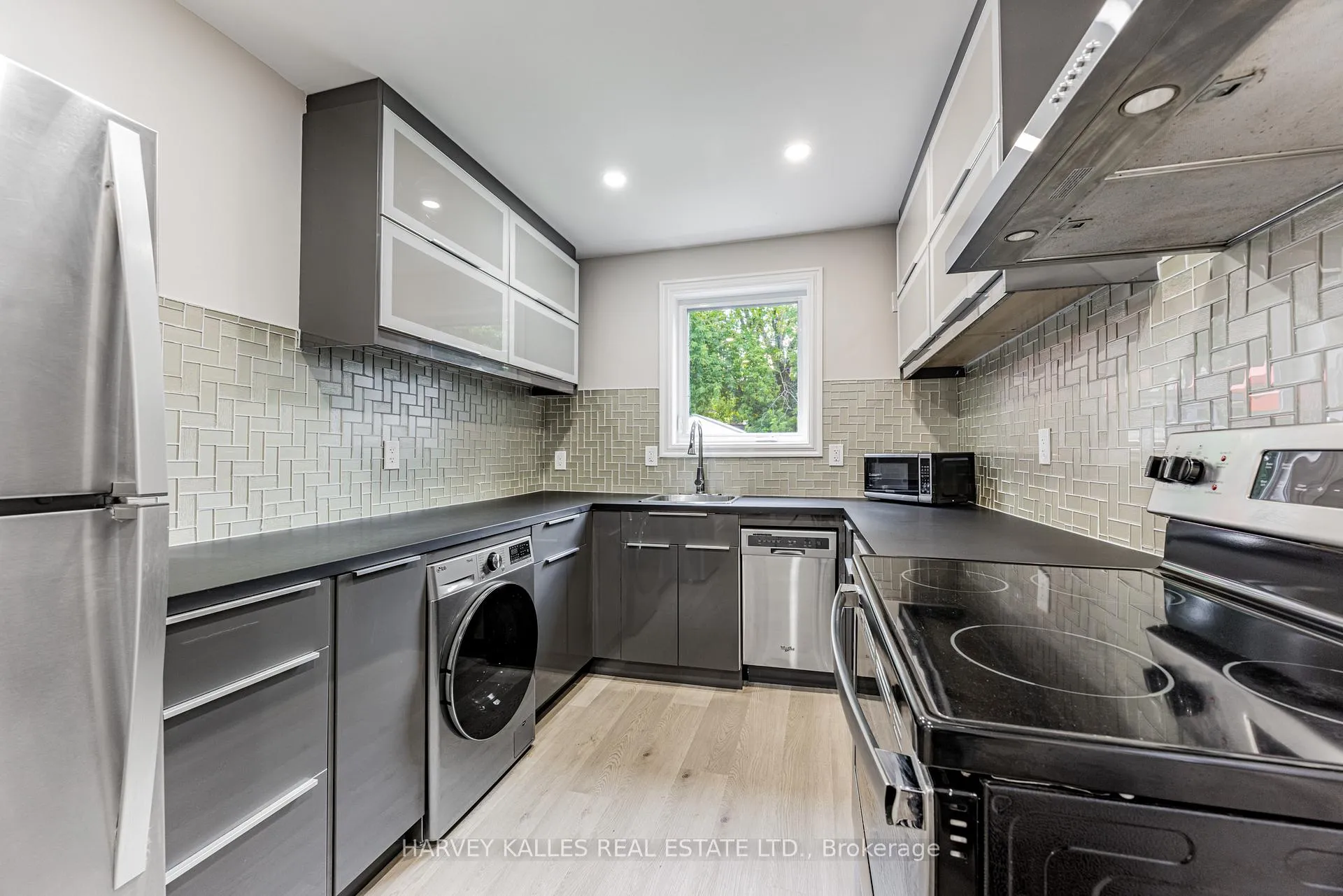 Photo 13 of 1836 Bathurst Street, Toronto, Humewood-Cedarvale — HOMEH