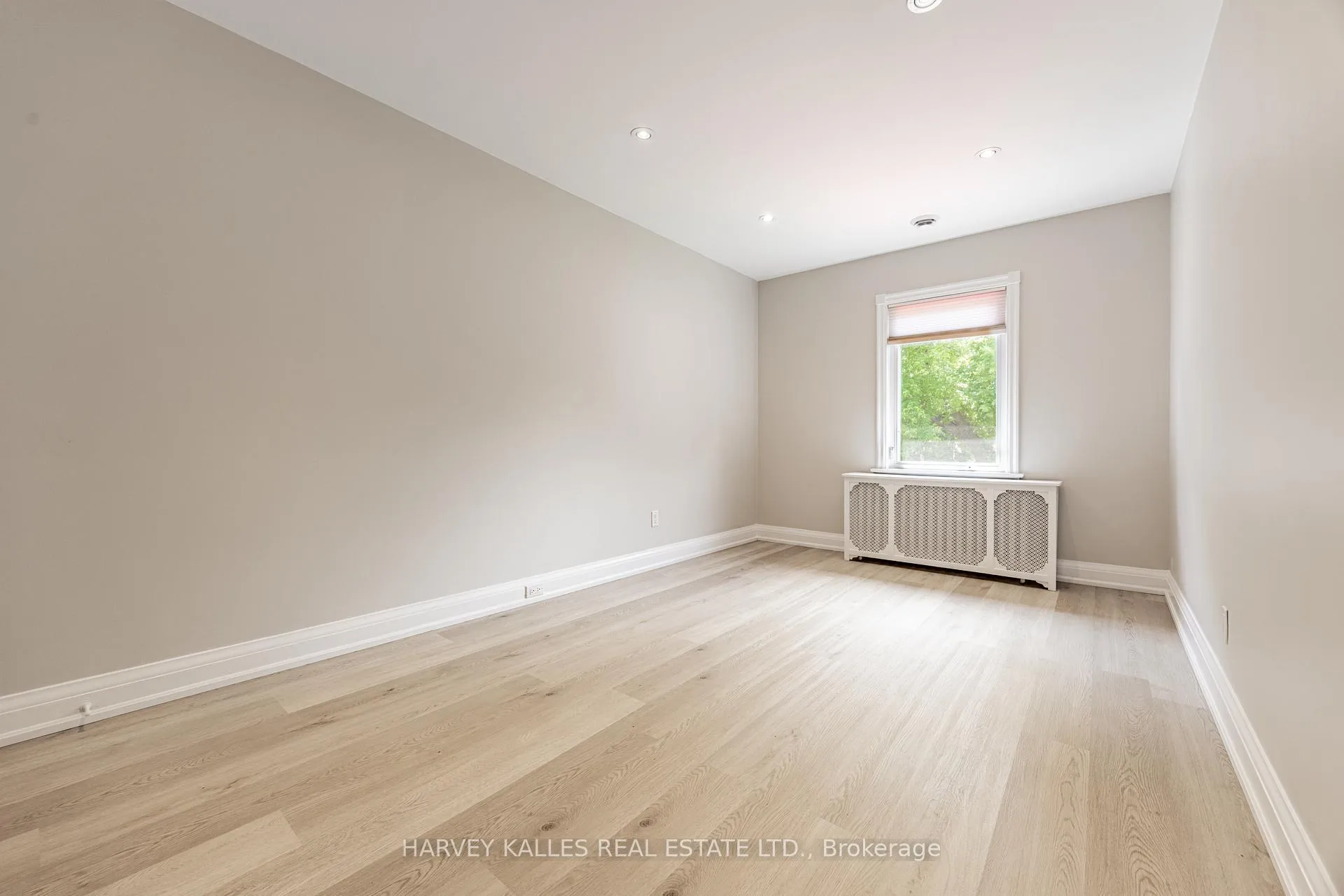 Photo 20 of 1836 Bathurst Street, Toronto, Humewood-Cedarvale — HOMEH