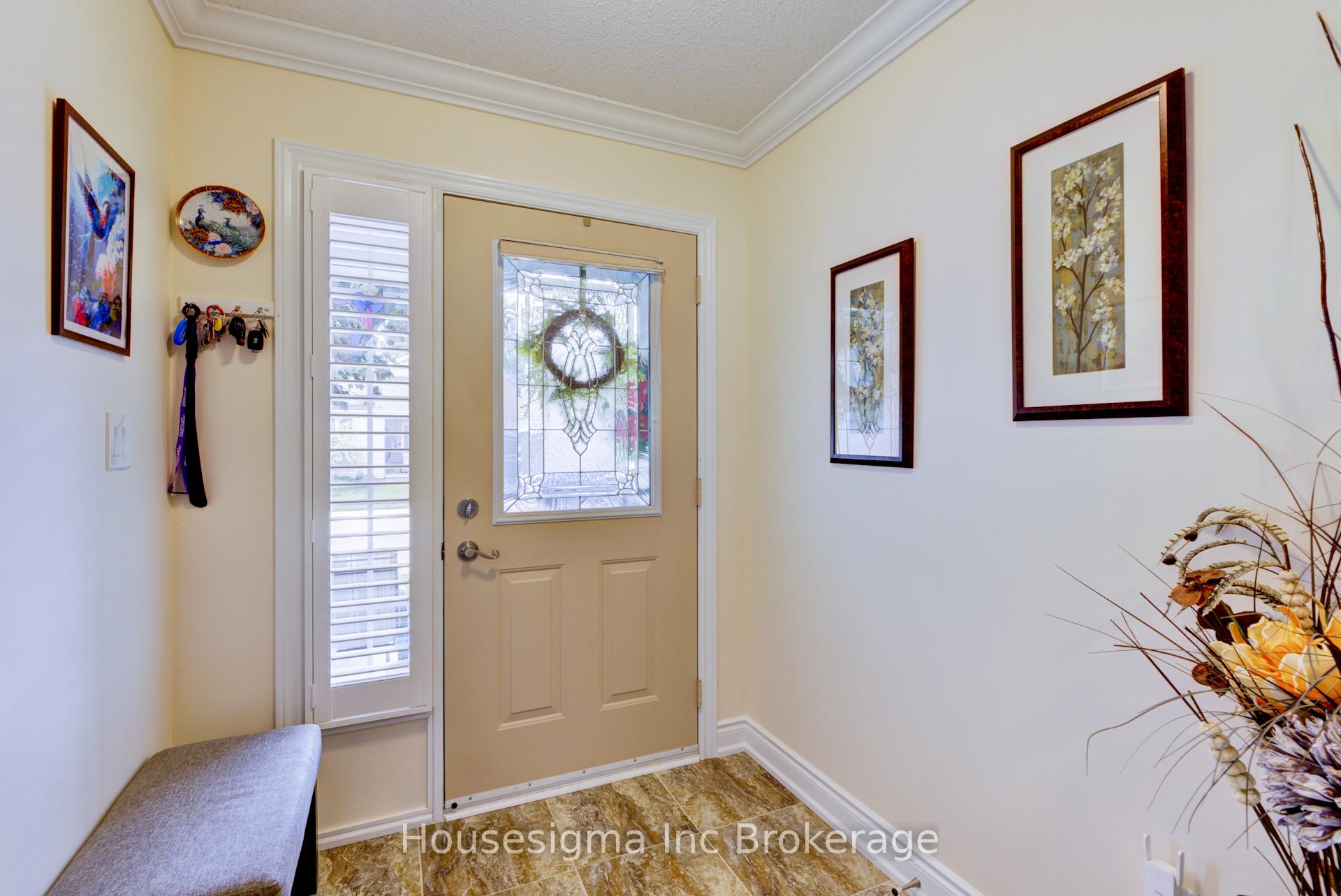 Photo 4 of 6 Brasher Drive, Tillsonburg — HOMEH