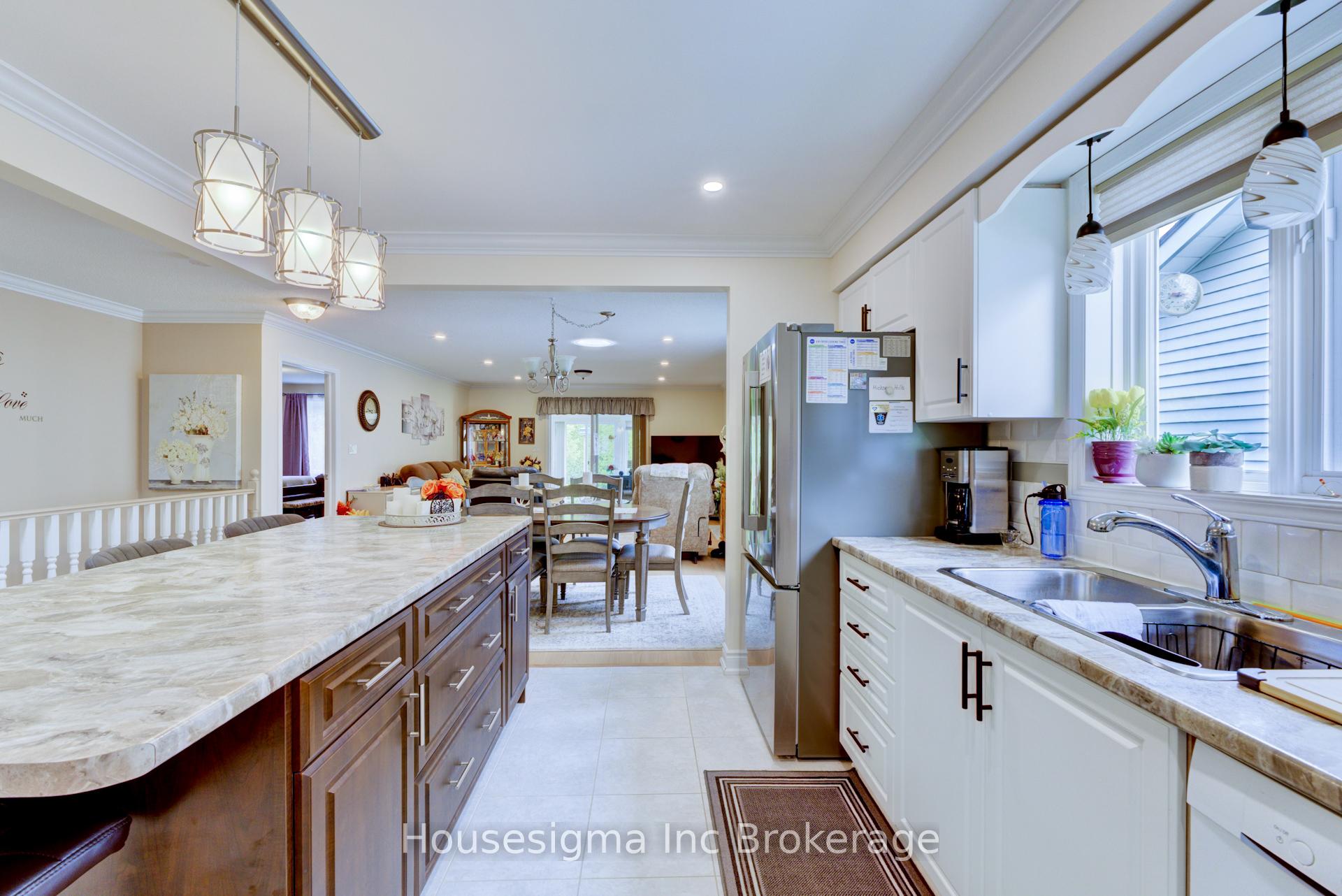 Photo 13 of 6 Brasher Drive, Tillsonburg — HOMEH