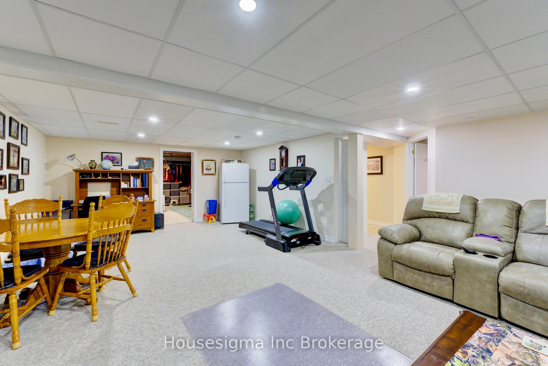 Photo 35 of 6 Brasher Drive, Tillsonburg — HOMEH