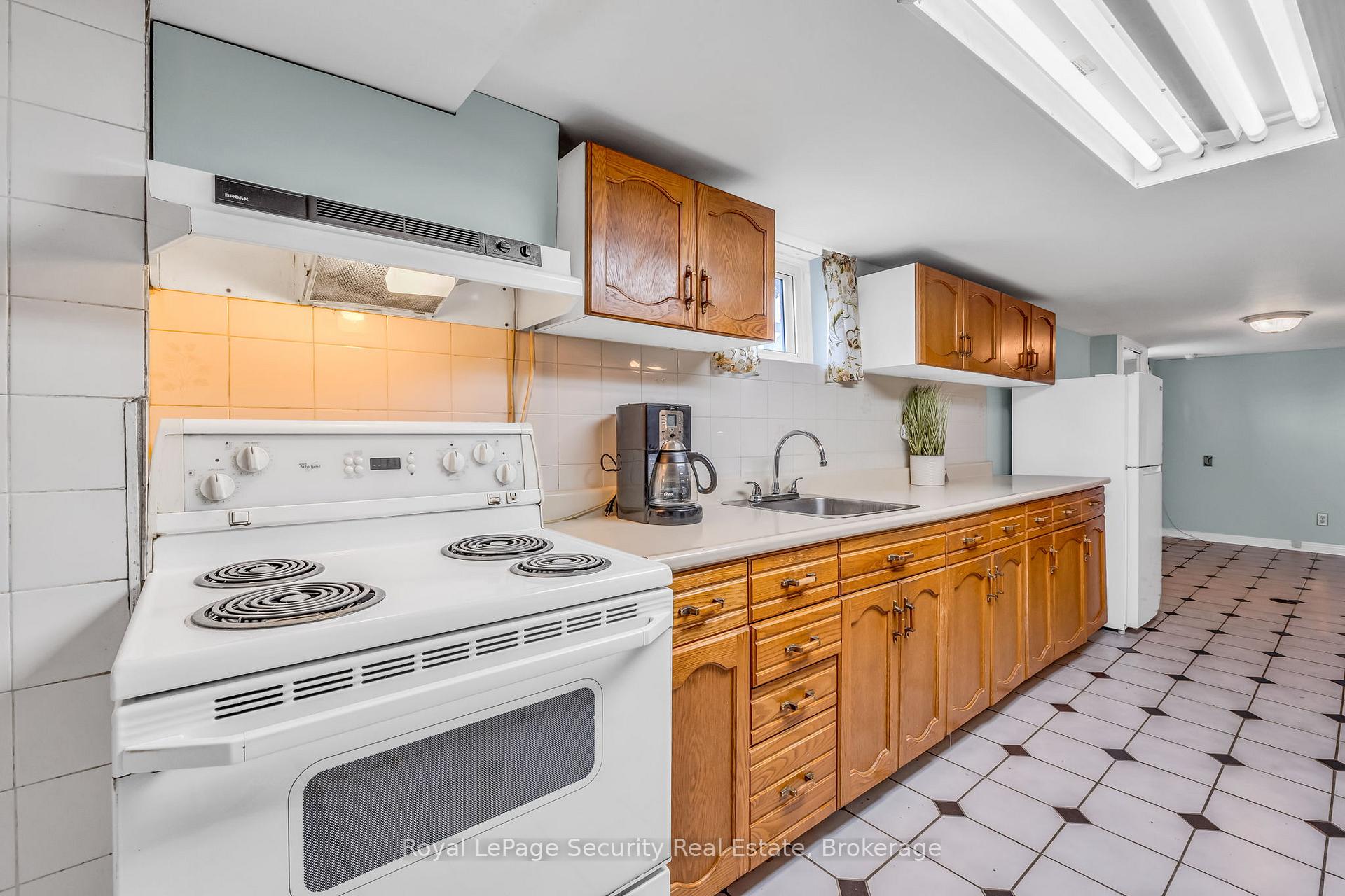 Photo 30 of 427 Glenholme Avenue, Toronto, Oakwood Village — HOMEH
