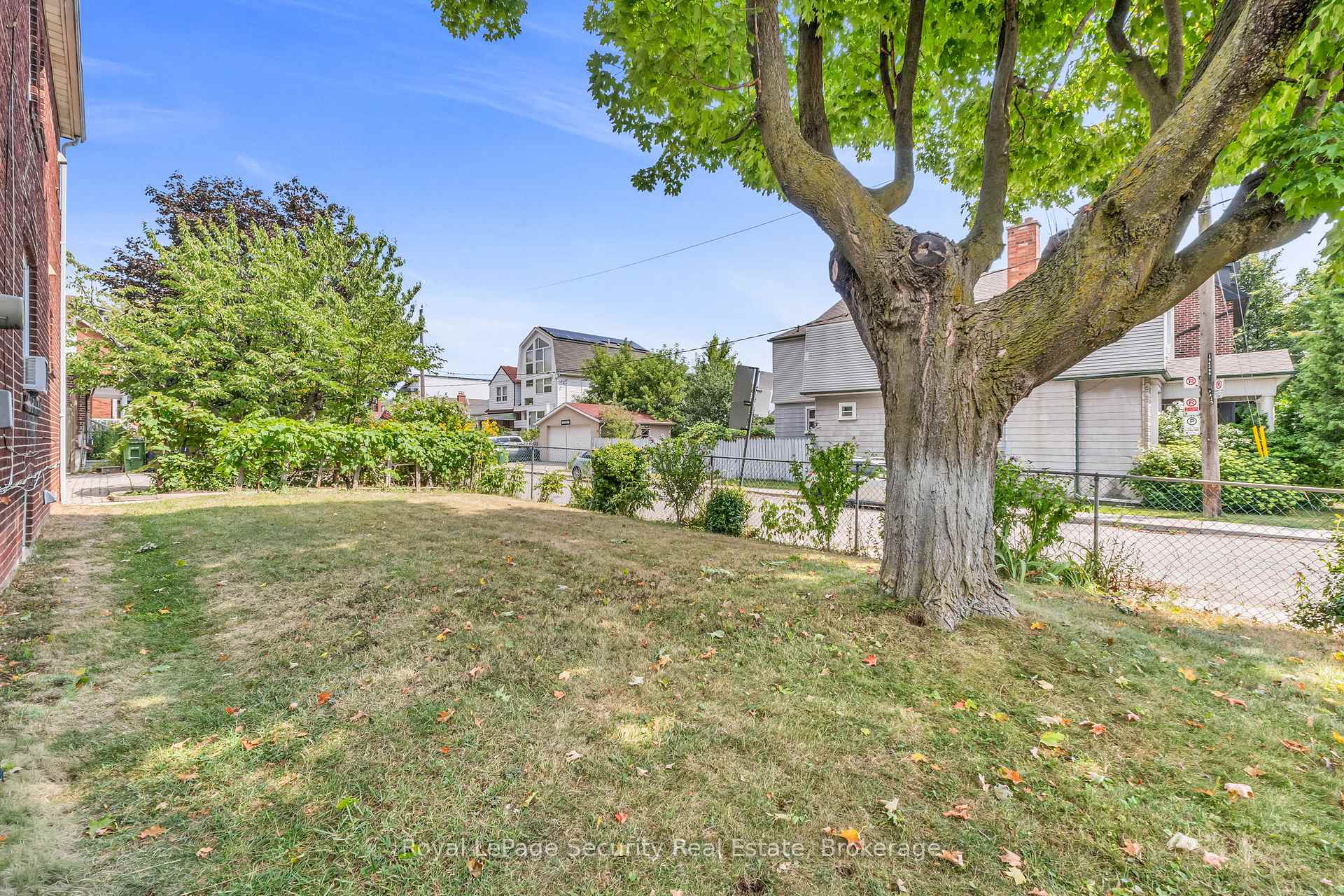 Photo 35 of 427 Glenholme Avenue, Toronto, Oakwood Village — HOMEH