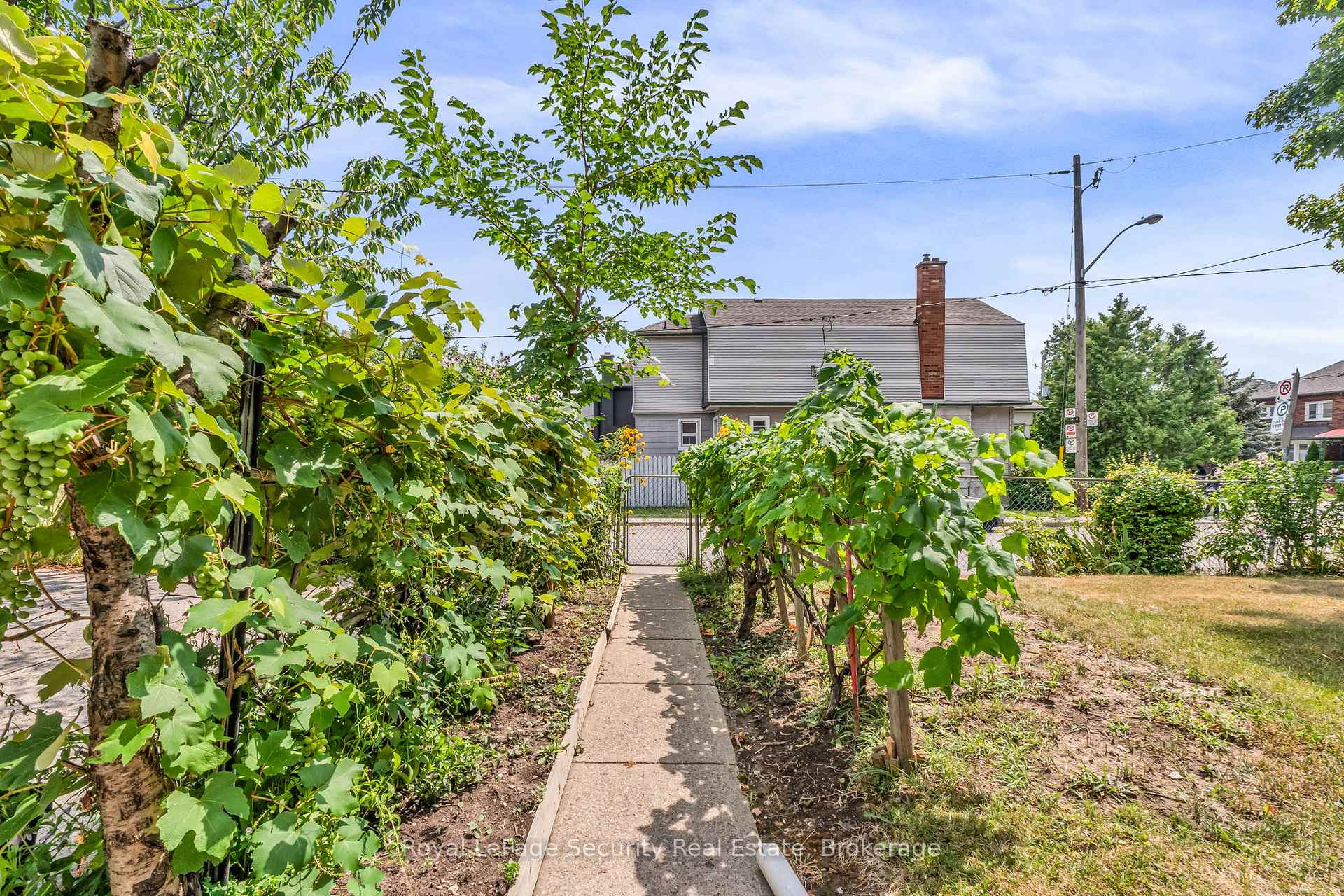 Photo 36 of 427 Glenholme Avenue, Toronto, Oakwood Village — HOMEH