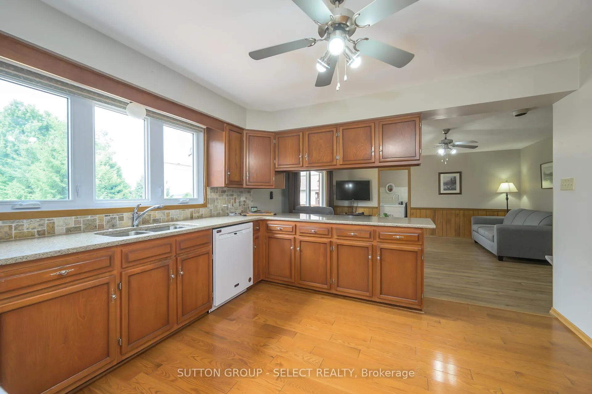 Photo 12 of 23605 Coldstream Road, Middlesex Centre, Rural Middlesex Centre — HOMEH