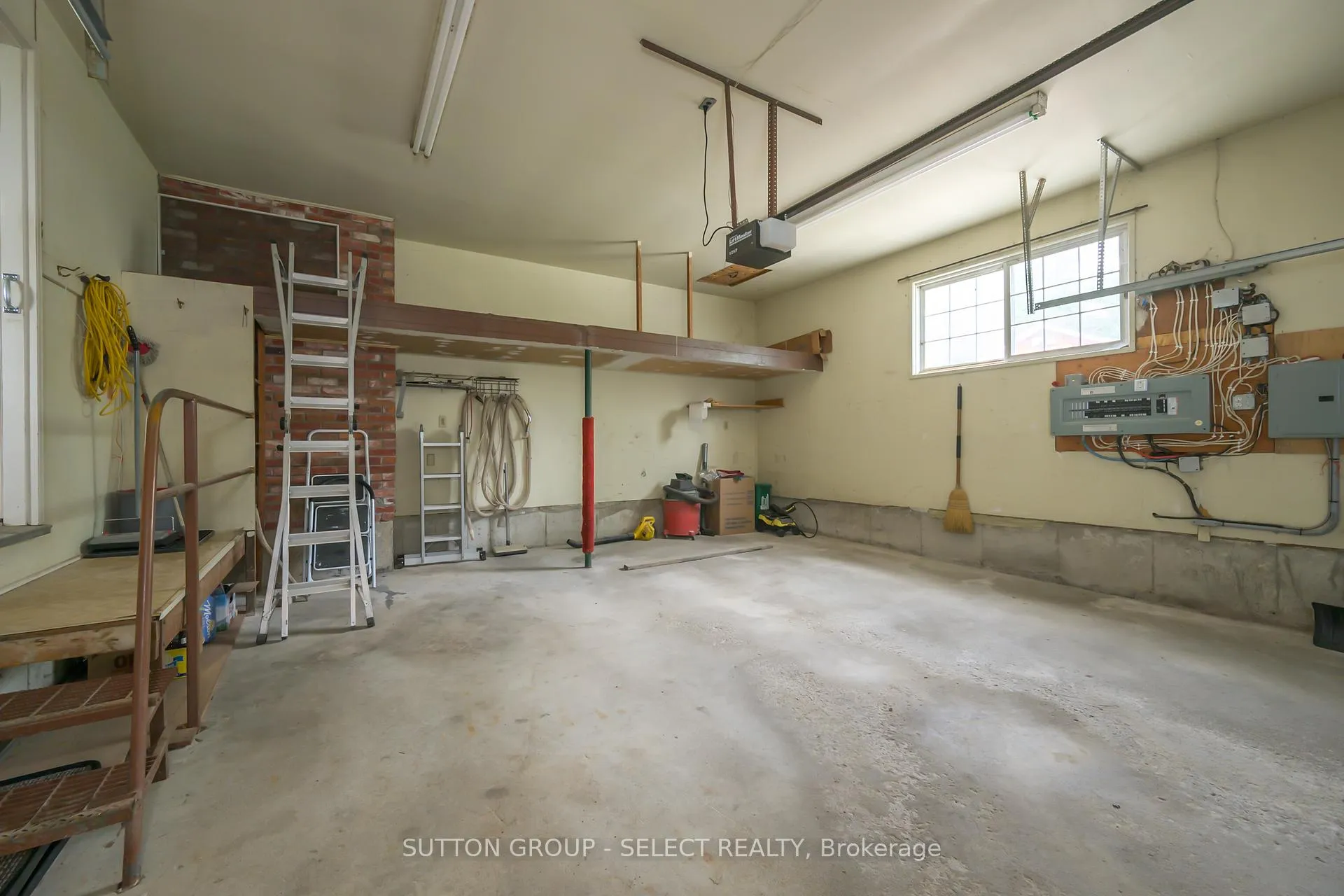 Photo 17 of 23605 Coldstream Road, Middlesex Centre, Rural Middlesex Centre — HOMEH