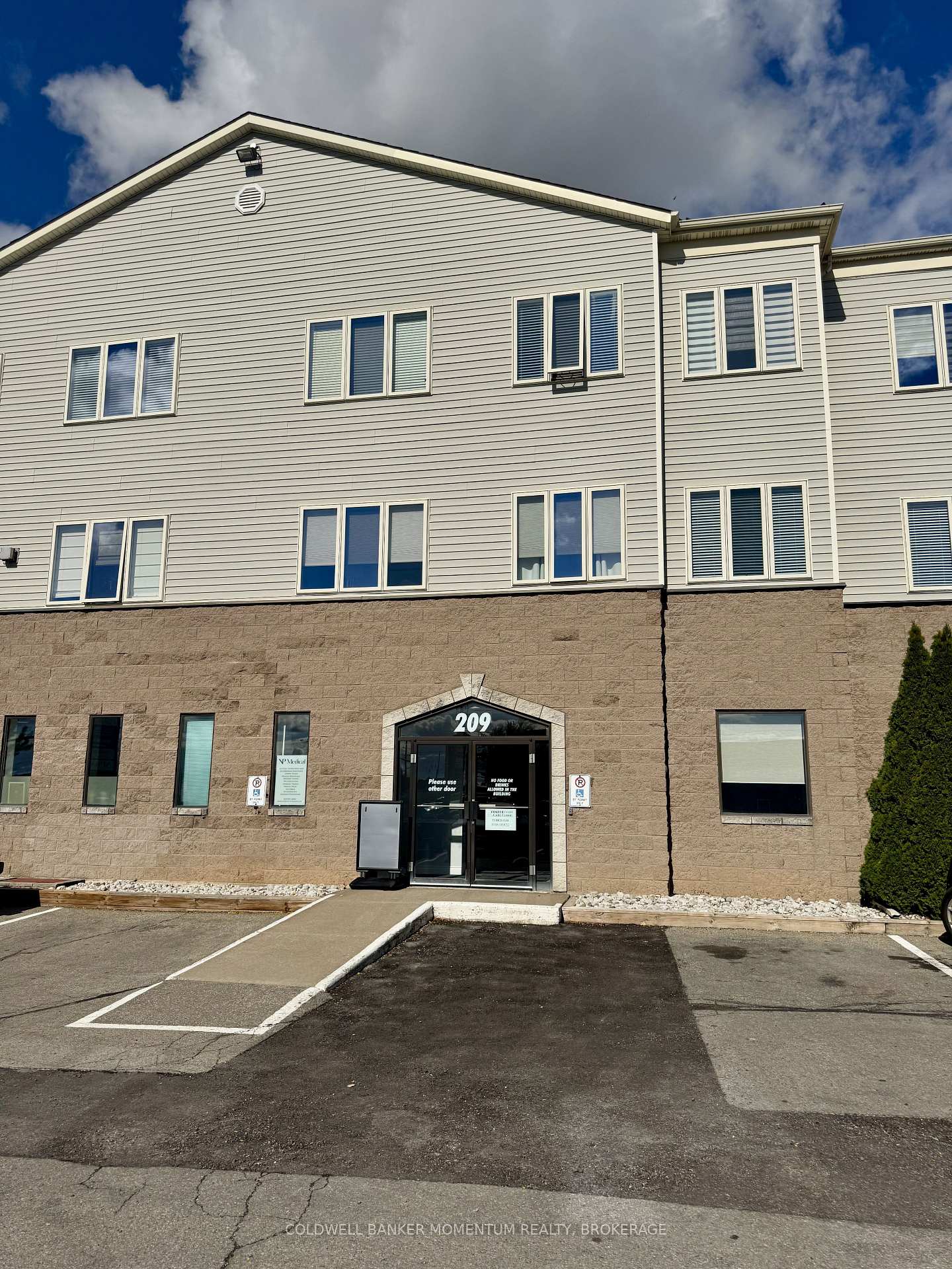 Photo 2 of Unit #305, 209 Hwy 20 Place, Thorold, Cataract Road — HOMEH