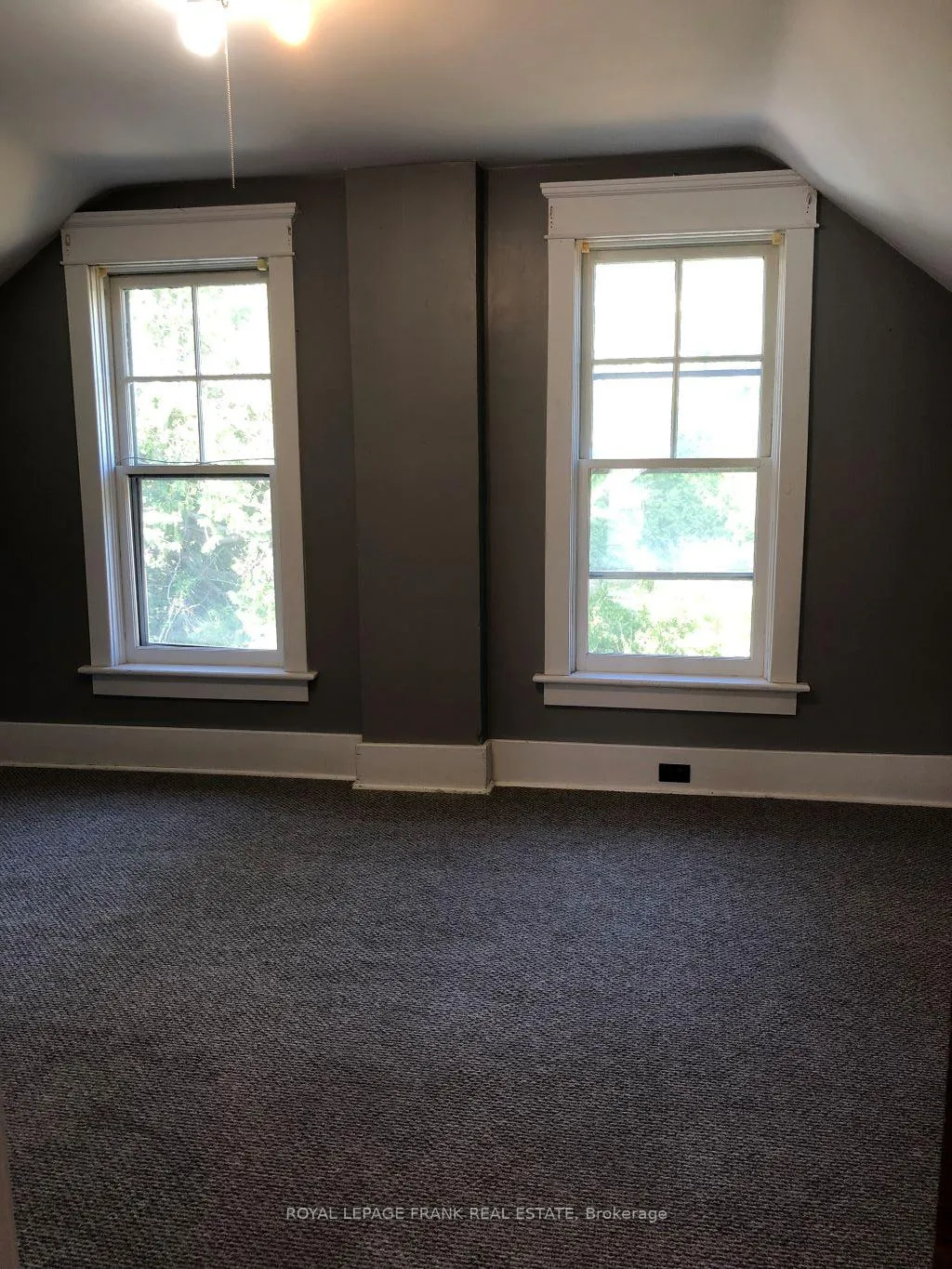 Photo 10 of 714 Chemong Road, Peterborough, Northcrest Ward 5 — HOMEH