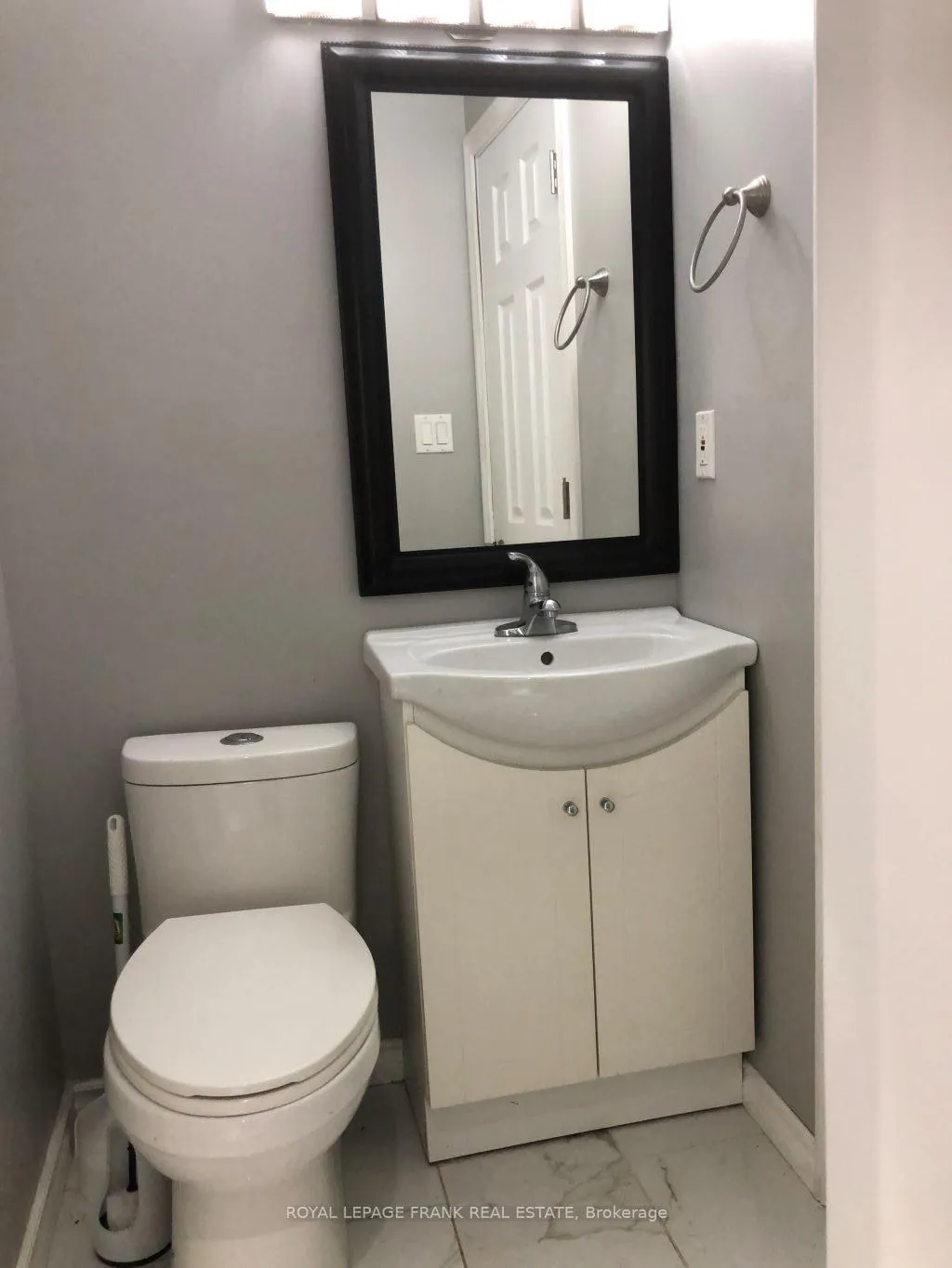 Photo 20 of 714 Chemong Road, Peterborough, Northcrest Ward 5 — HOMEH