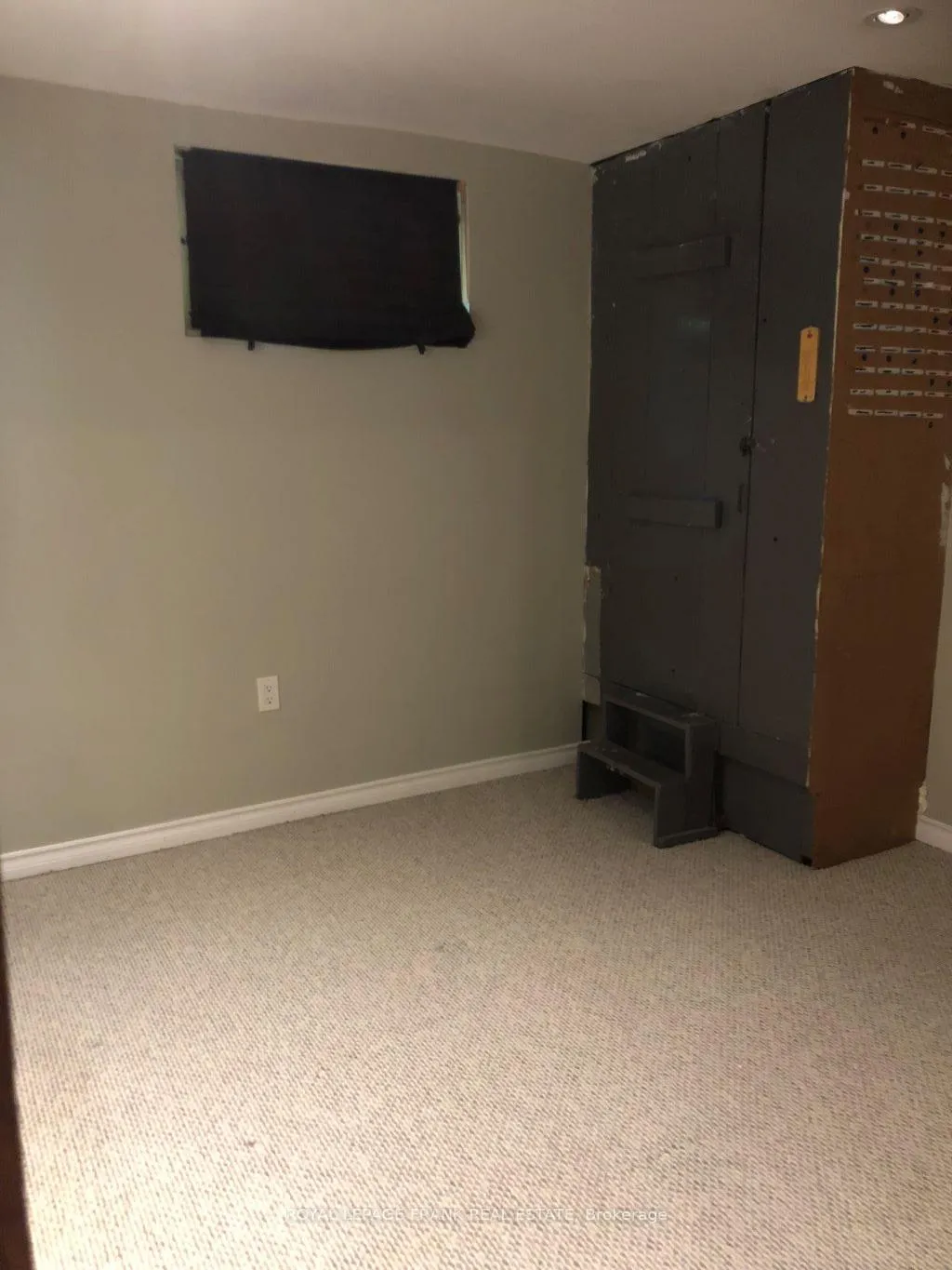 Photo 22 of 714 Chemong Road, Peterborough, Northcrest Ward 5 — HOMEH