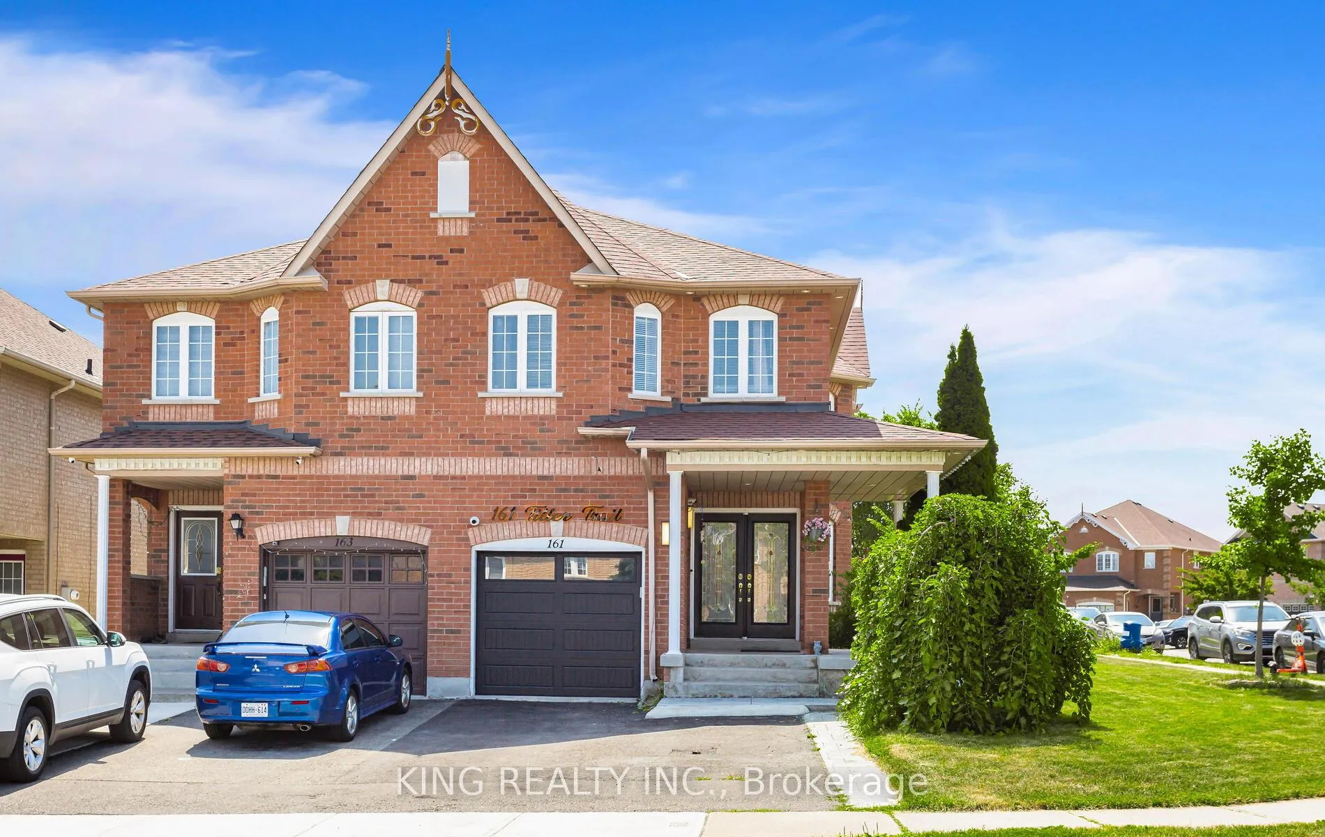Photo 2 of 161 Tiller Trail, Brampton, Fletcher's Creek Village — HOMEH